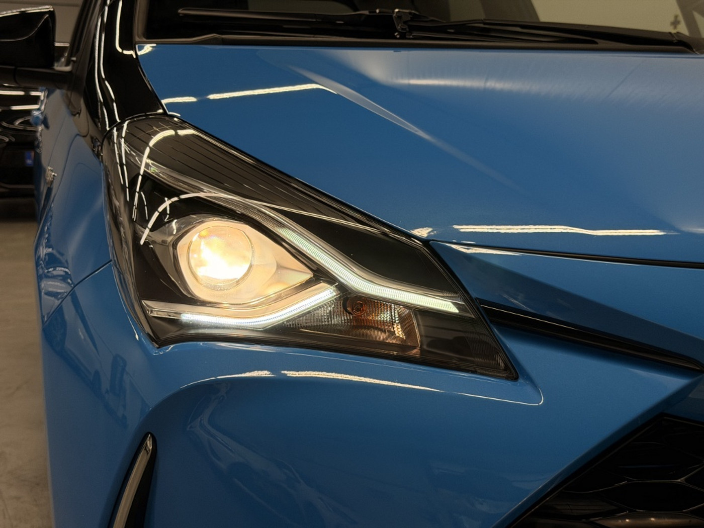 Foto van Toyota Toyota Yaris Hybrid