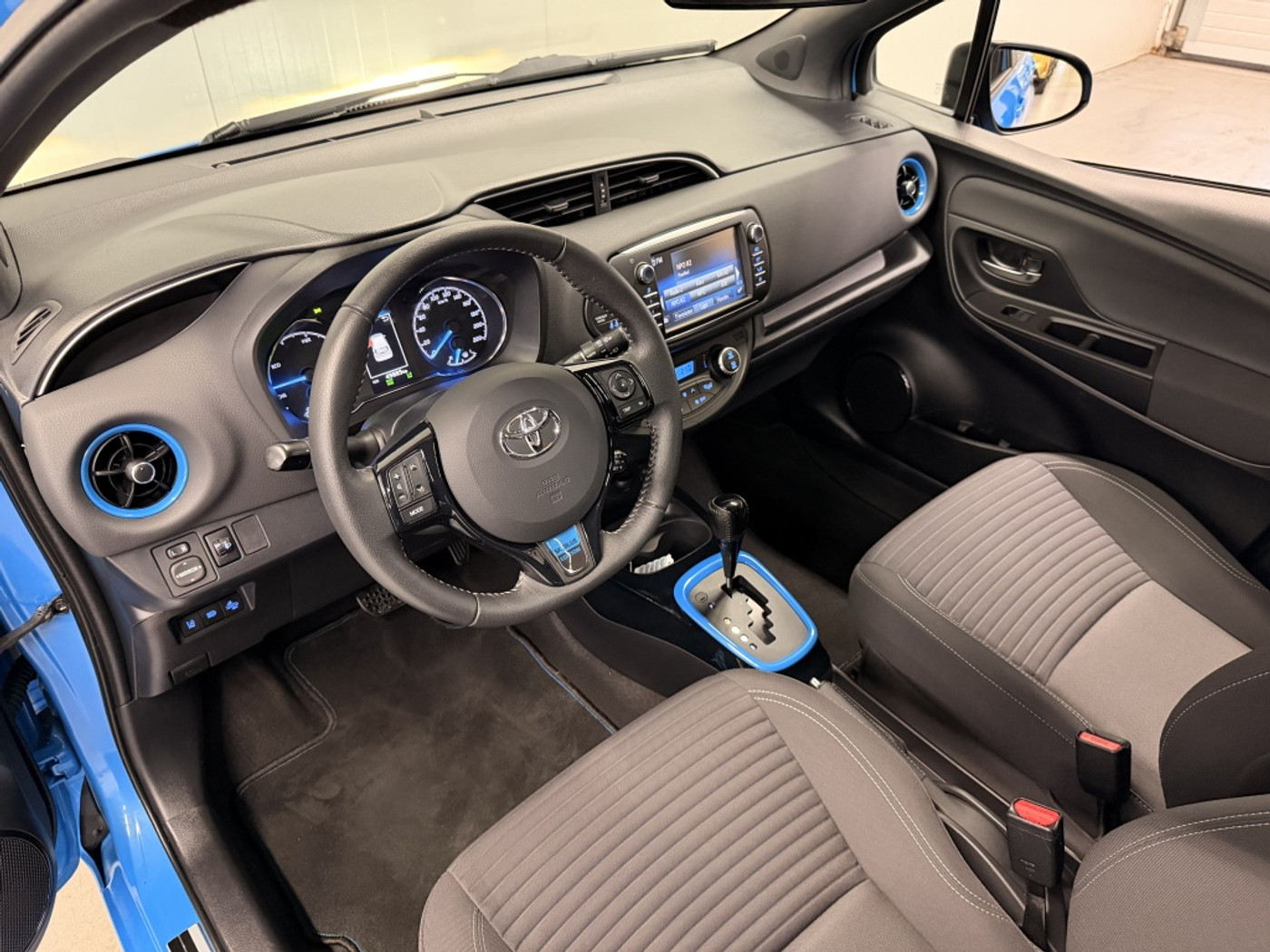 Foto van Toyota Toyota Yaris Hybrid