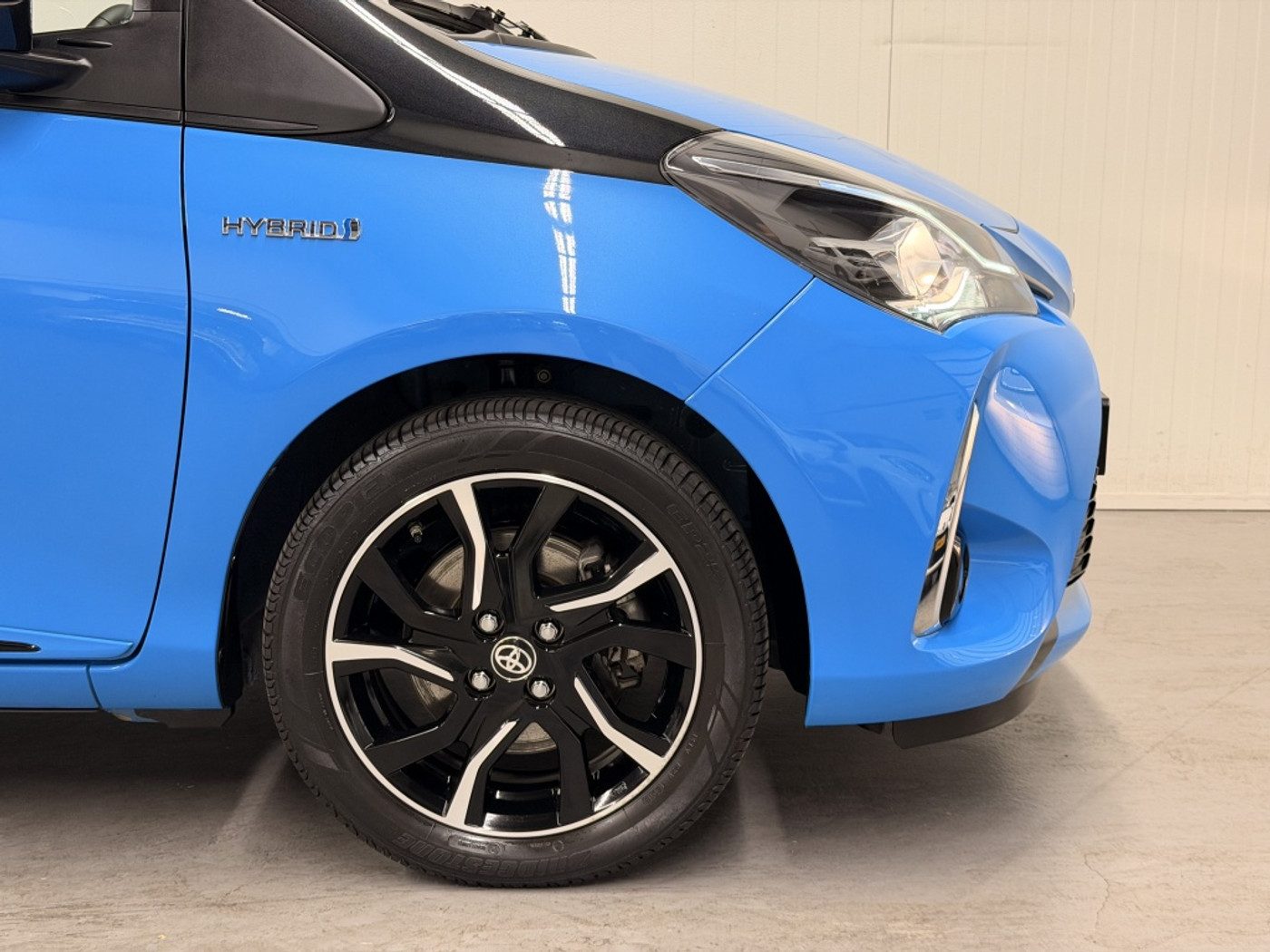 Foto van Toyota Toyota Yaris Hybrid