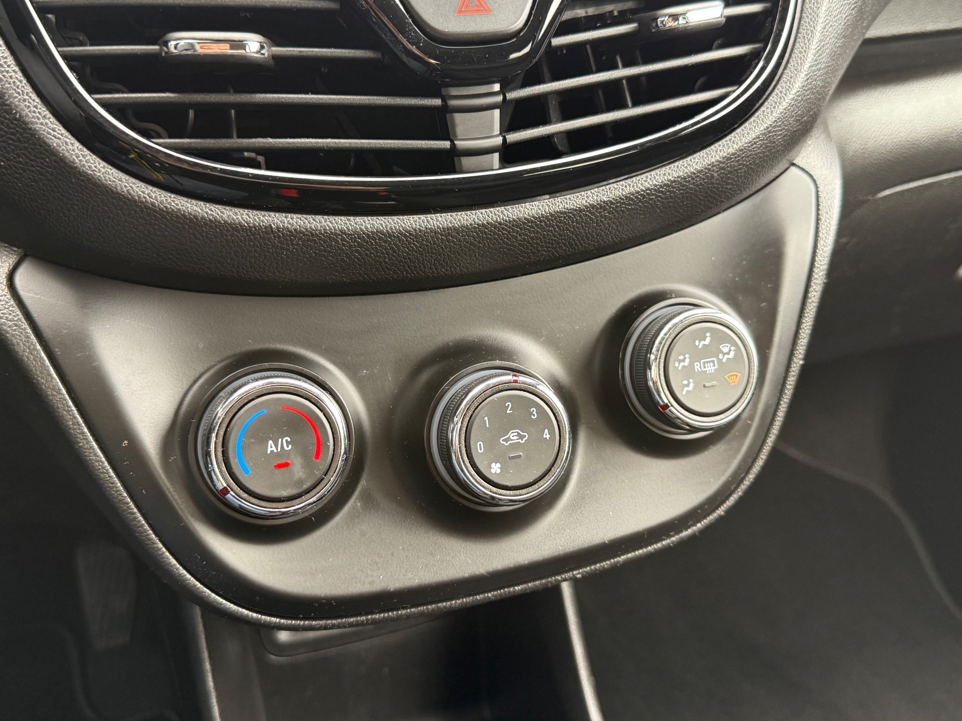Foto van Opel Karl Rocks / Viva Rocks