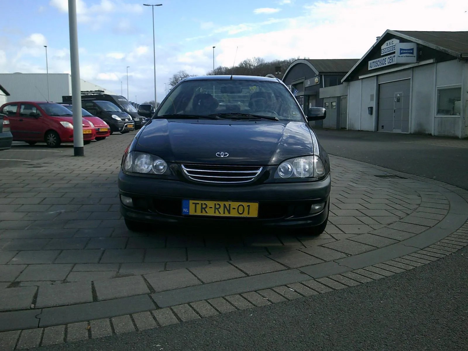 Toyota Toyota Avensis AVENSIS; 2.0 SEDAN AUTOMAAT 1998 - voorkant