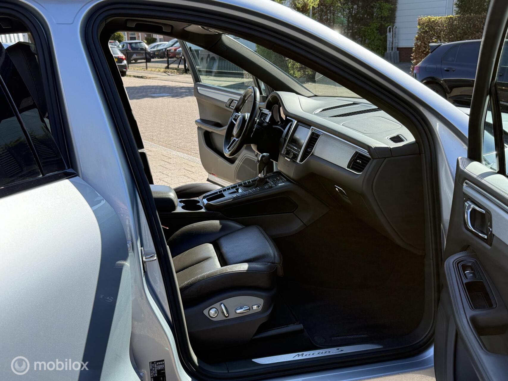Foto van Porsche Macan S
