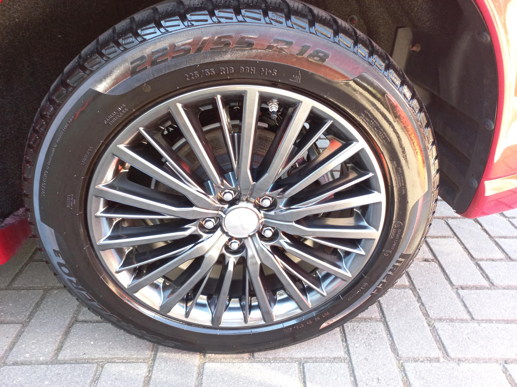 Foto van Mitsubishi Mitsubishi Outlander