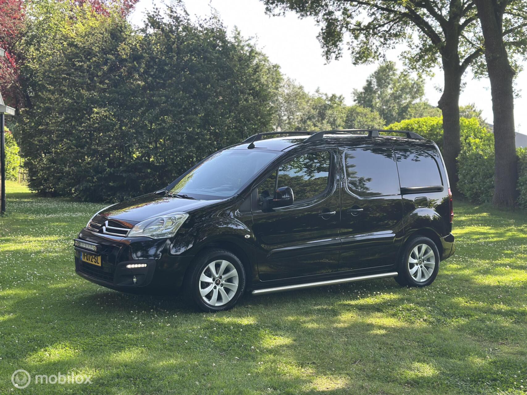 Citroen Berlingo 1.6 BlueHDI 100 Club 2018 - voorkant