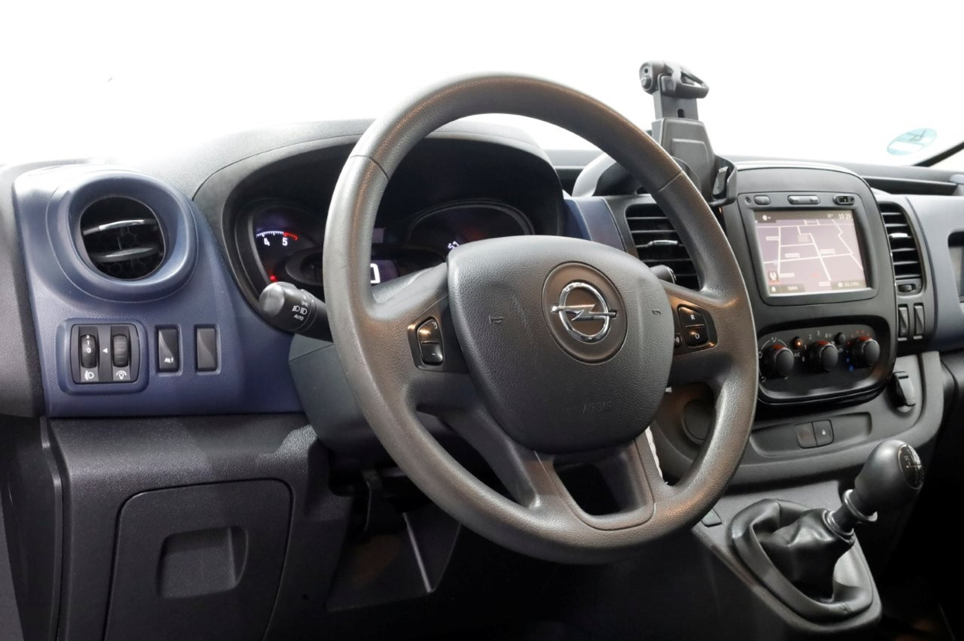 Foto van Opel Vivaro-b