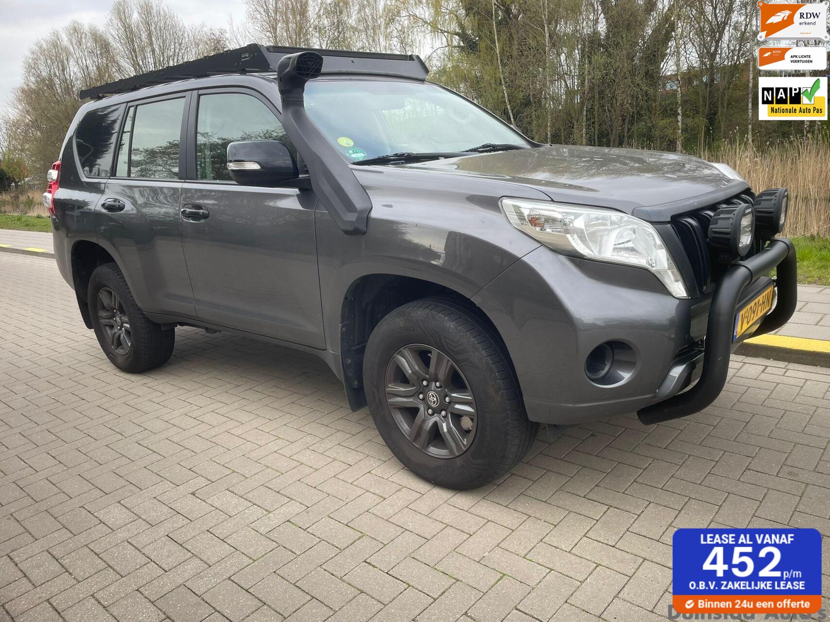 Toyota Toyota Land Cruiser (150 Series) 2.8 D-4D-F LX Landcruiser Grijs kenteken 2018 - voorkant