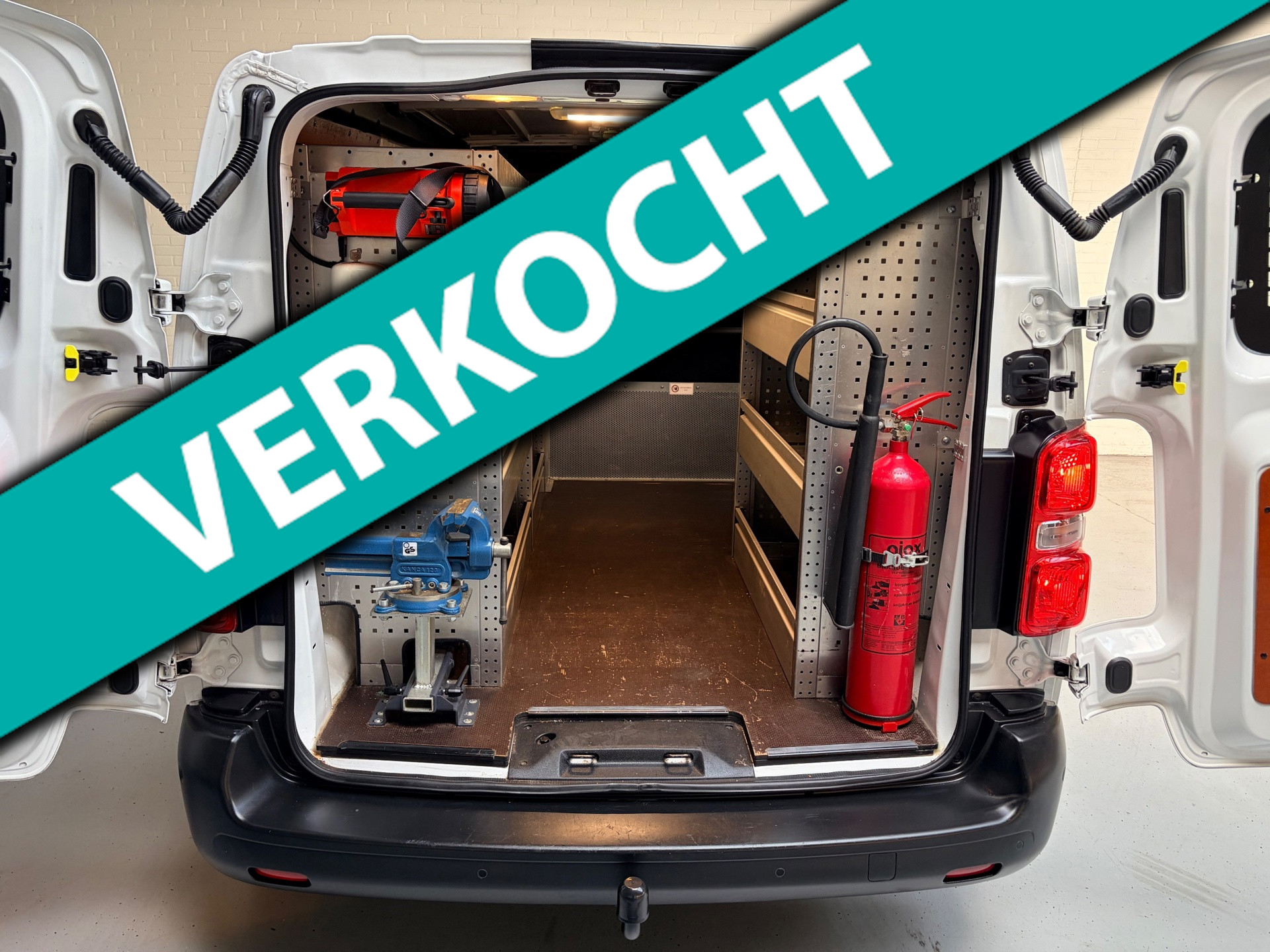 Citroen Jumpy Servicewagen 1.6 BlueHDI 95pk euro6 Club M L2H1 BOTT inrichting, Trekhaak 2000KG, RIJKLAARPRIJS! 2019 - voorkant