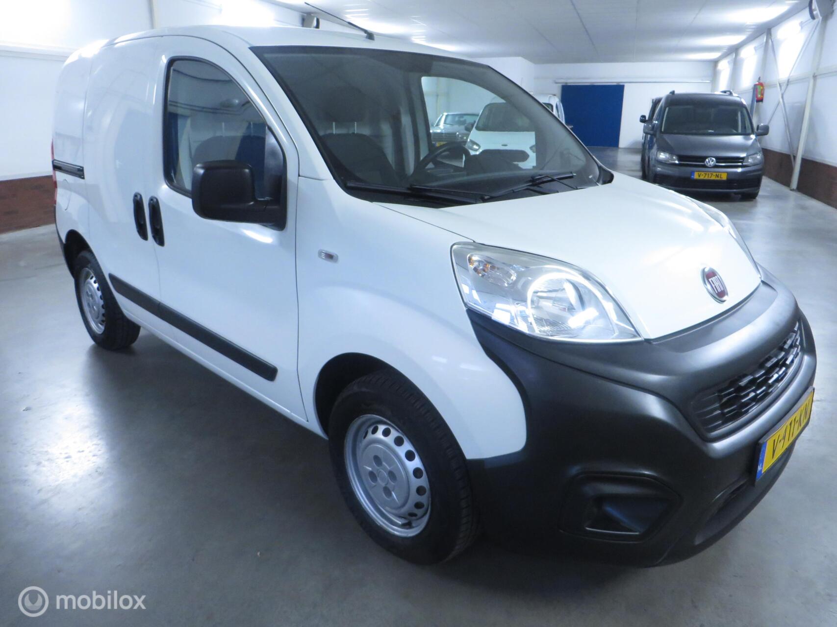 Fiat Fiat Fiorino 1.3 MJ Actual 2017 - voorkant
