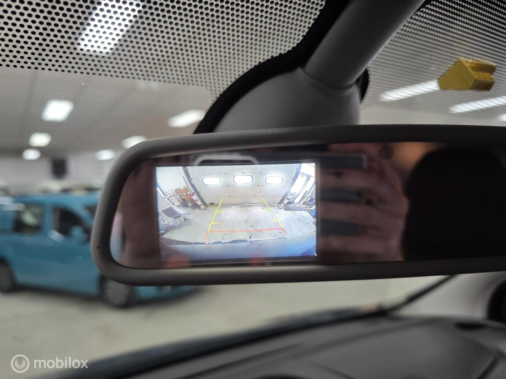 Foto van Opel Vivaro-b