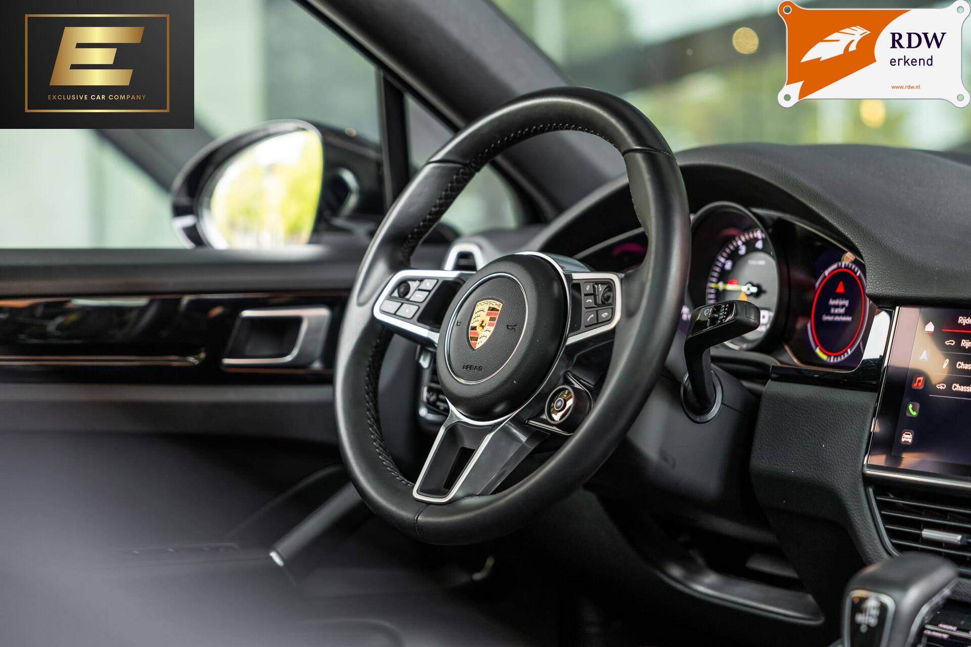 Foto van Porsche Cayenne E-hybrid