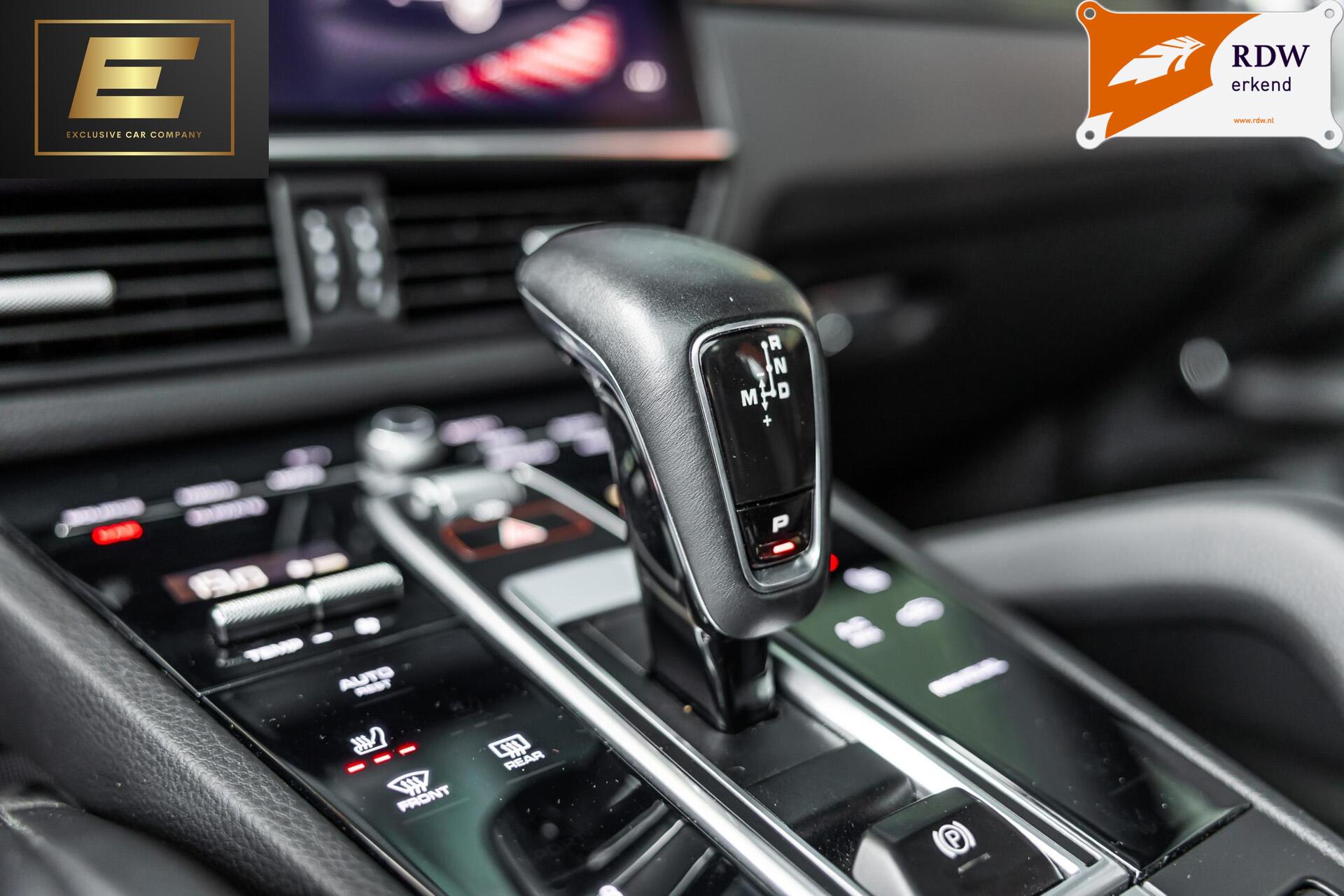 Foto van Porsche Cayenne E-hybrid