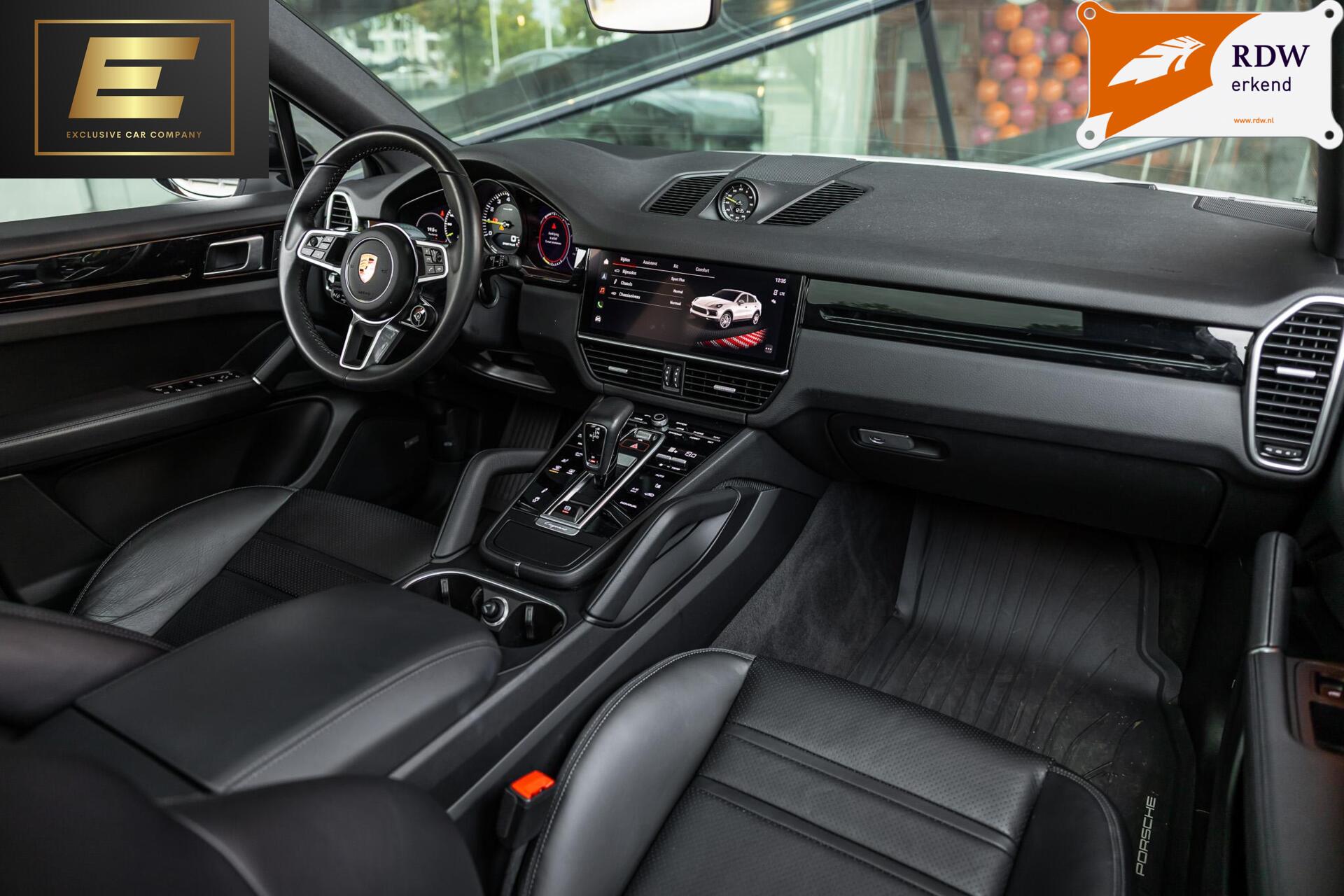 Foto van Porsche Cayenne E-hybrid