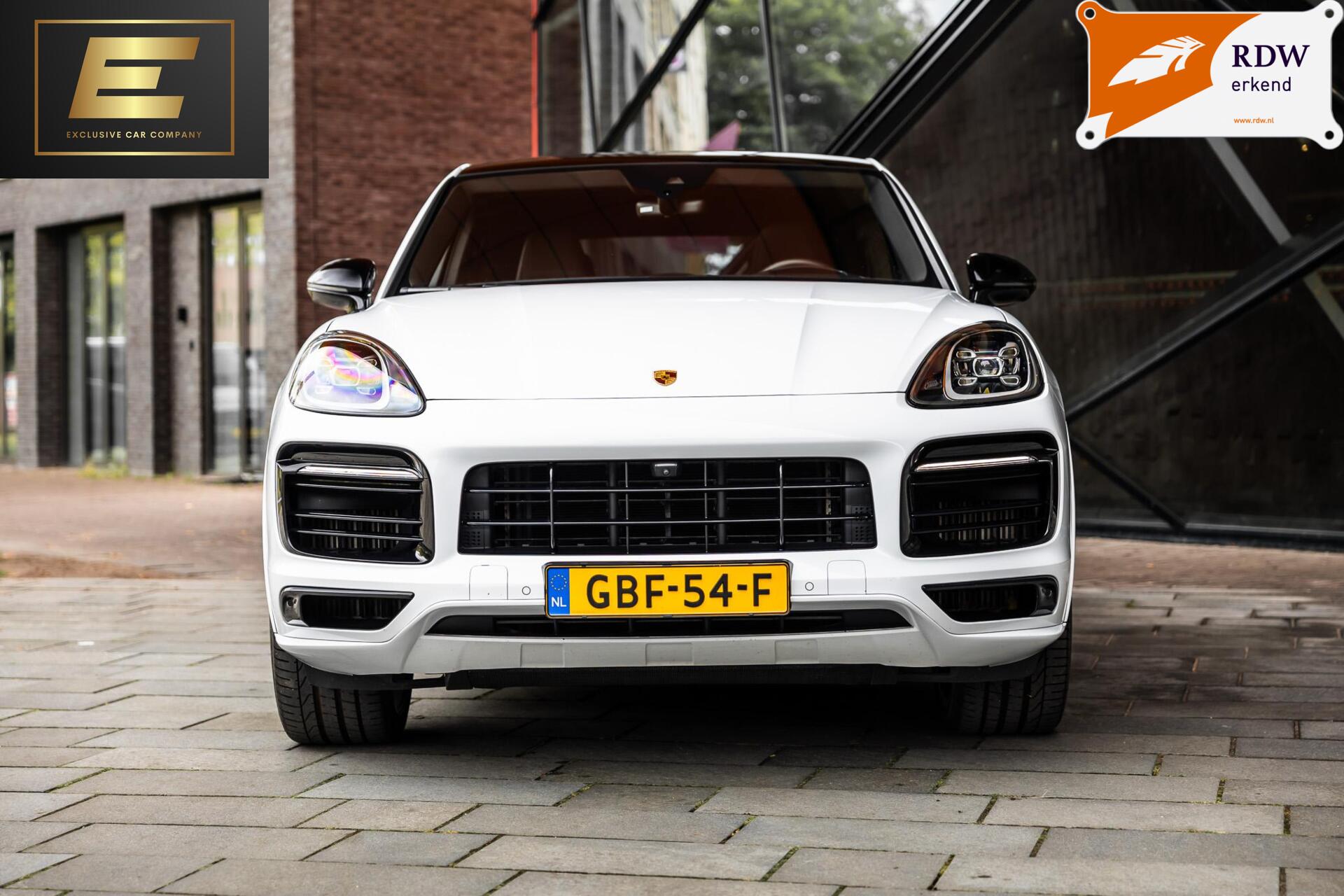 Foto van Porsche Cayenne E-hybrid