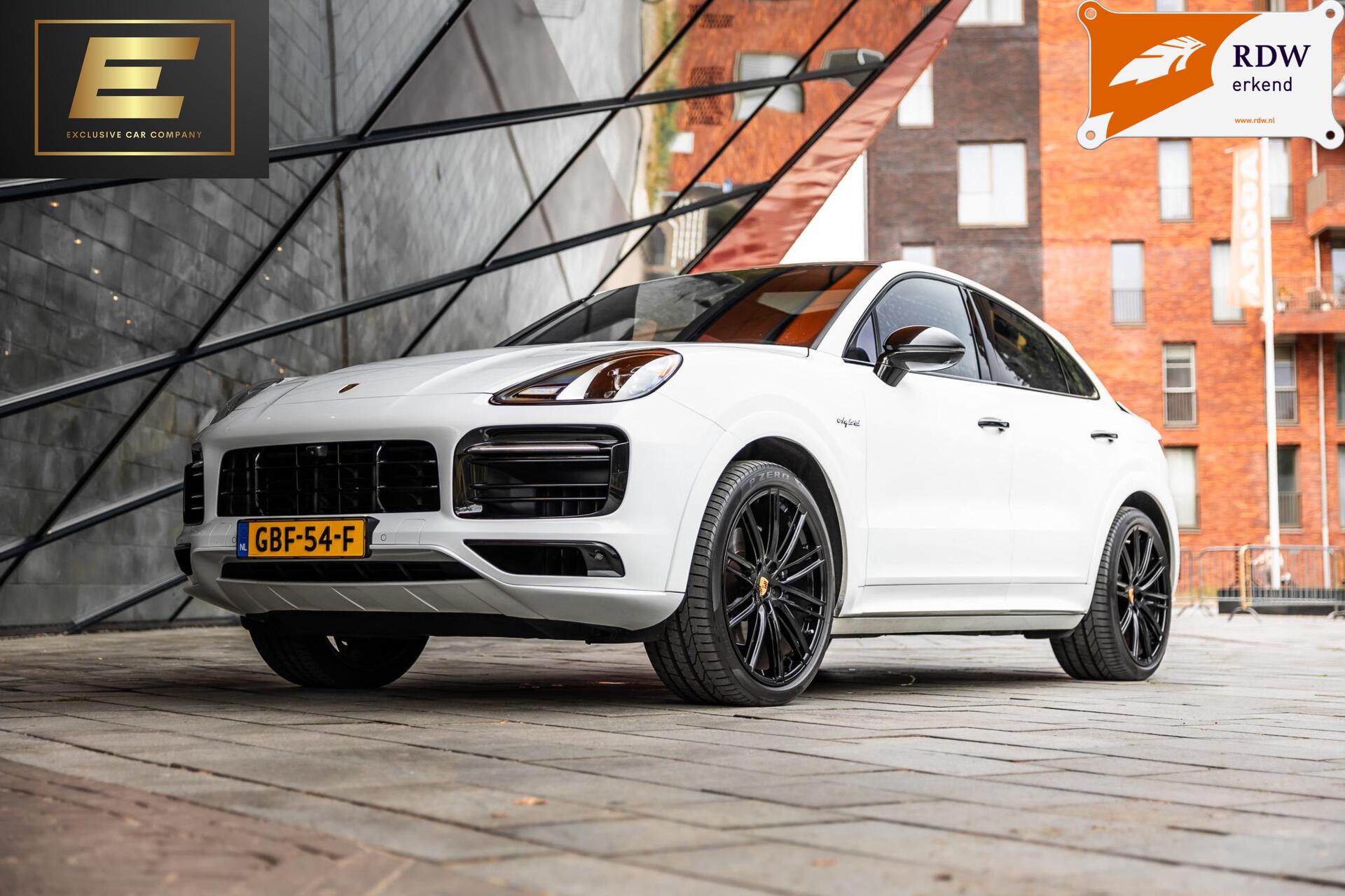 Foto van Porsche Cayenne E-hybrid