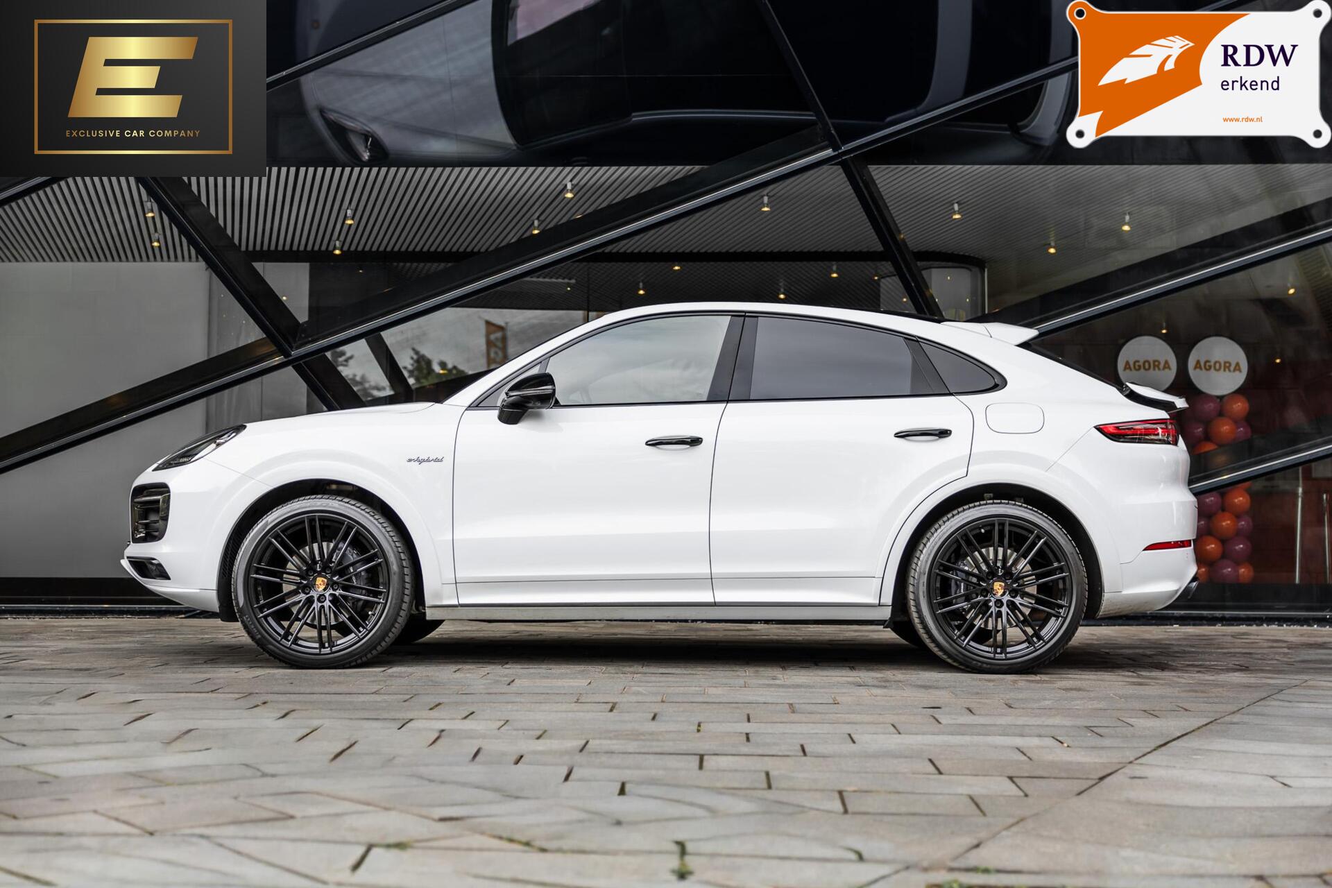 Foto van Porsche Cayenne E-hybrid