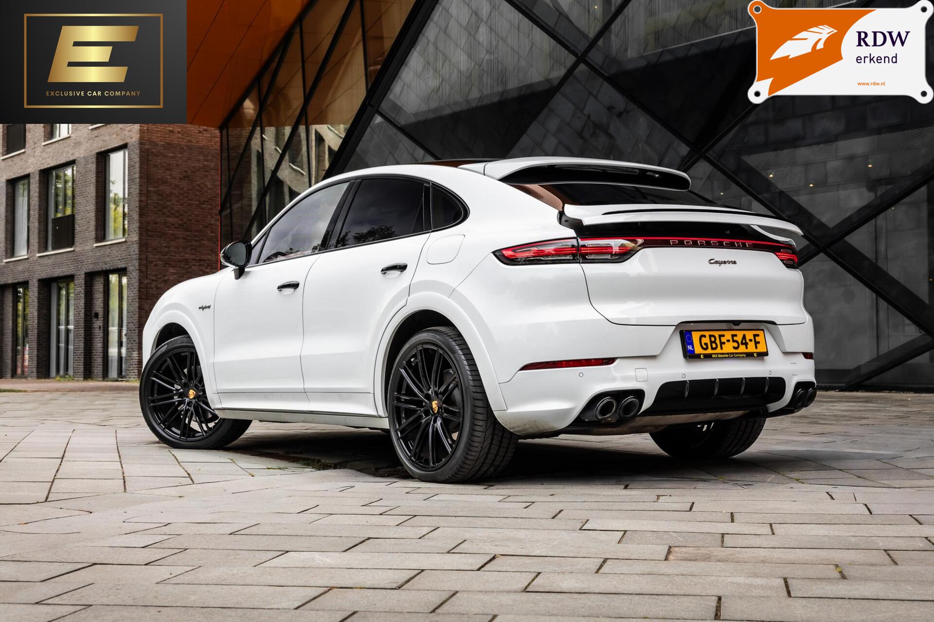 Foto van Porsche Cayenne E-hybrid