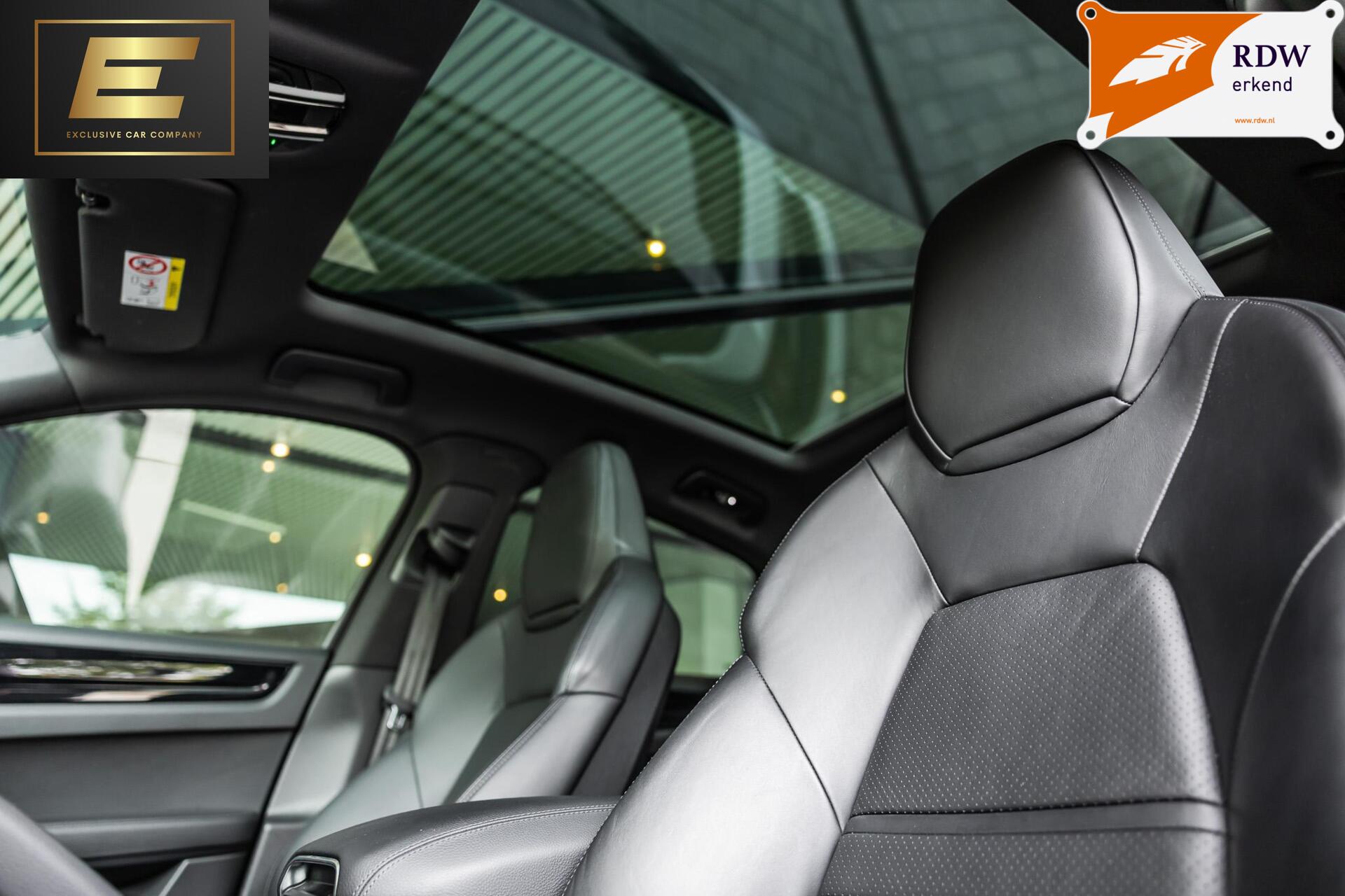 Foto van Porsche Cayenne E-hybrid