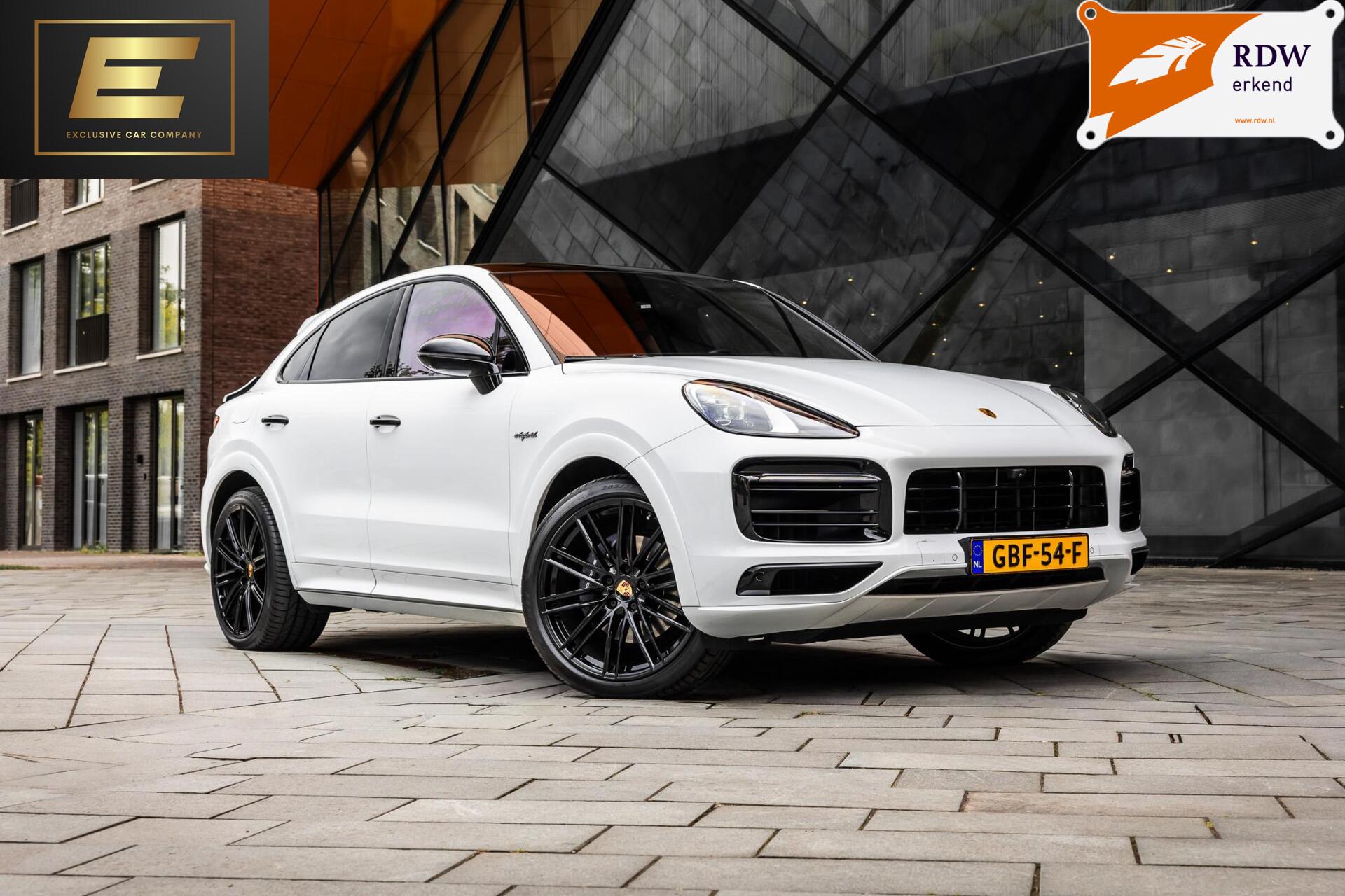 Foto van Porsche Cayenne E-hybrid
