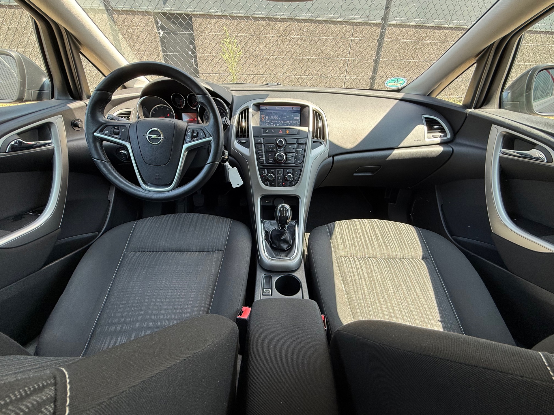 Foto van Opel Astra Sports Tourer