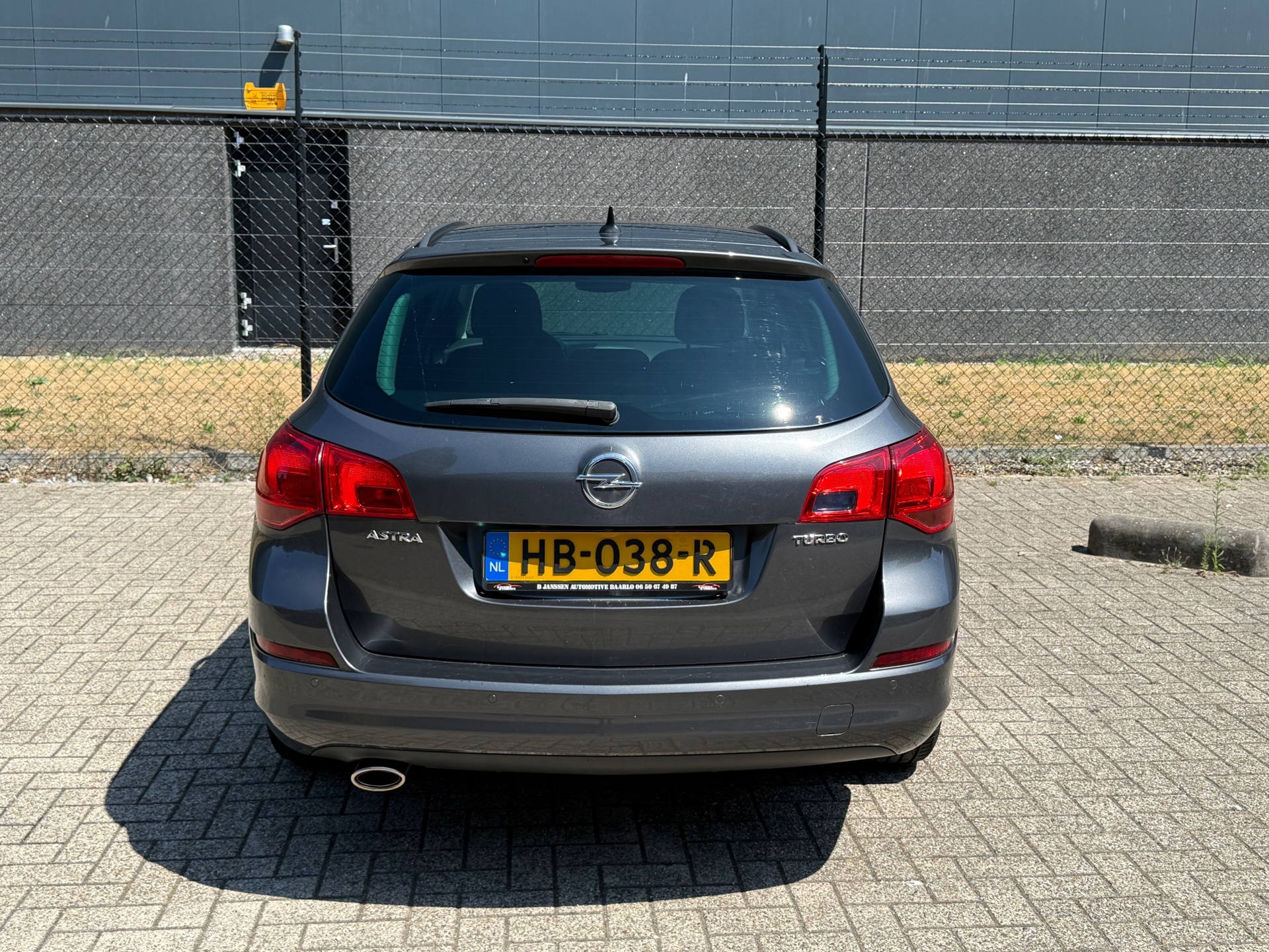 Foto van Opel Astra Sports Tourer