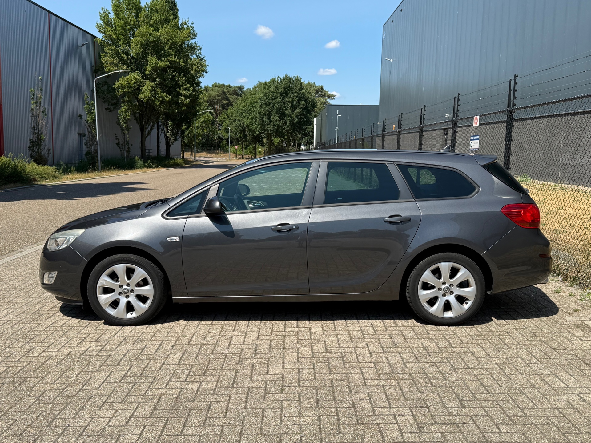 Foto van Opel Astra Sports Tourer