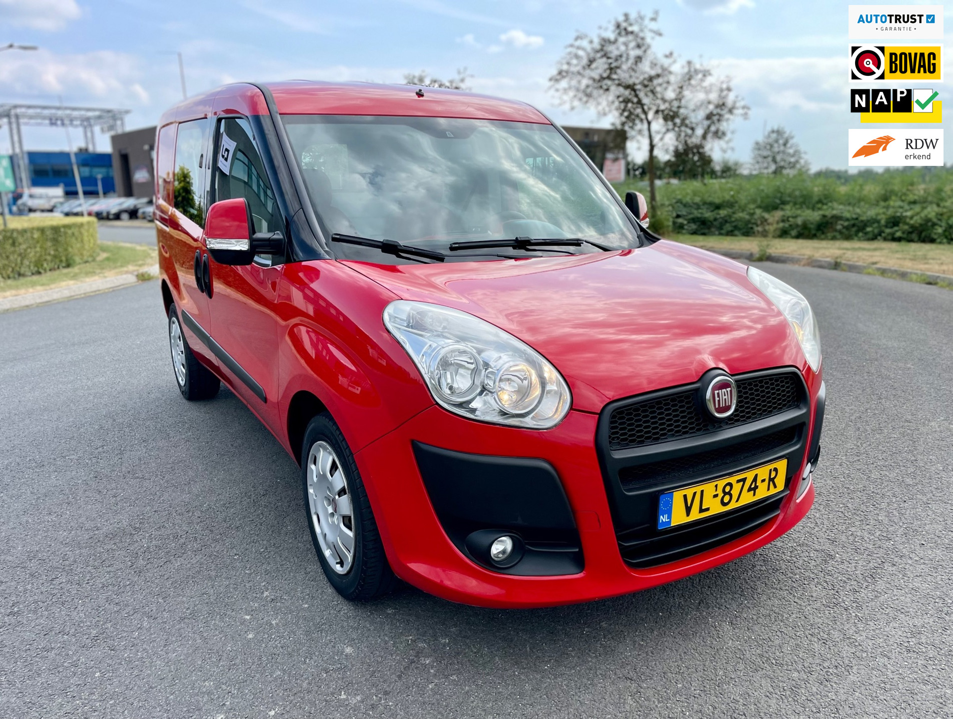 Fiat Fiat Doblo 1.4 T-Jet Natural Power SX, Airco, Radio-CD/MP3 speler, Elektr ramen, Parrot, Pdc, 1e eig afk, Geen import, Nap! 2015 - voorkant