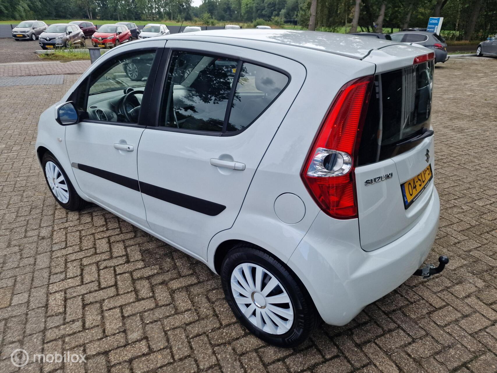 Foto van Suzuki Splash