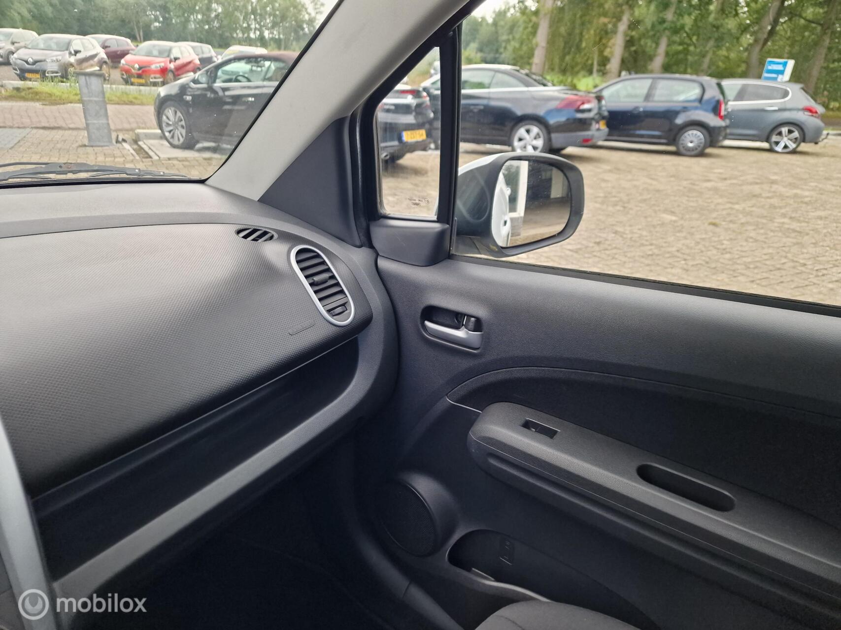 Foto van Suzuki Splash
