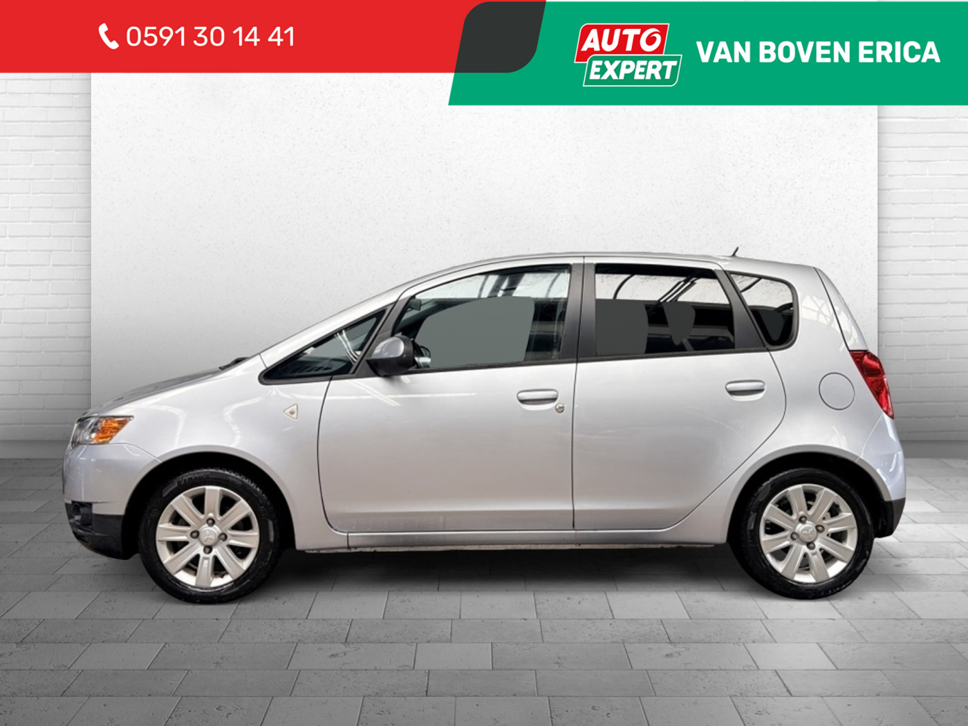 Mitsubishi Mitsubishi Colt 1.3 Edition Two Cruise Clima Trekhaak 2012 - voorkant