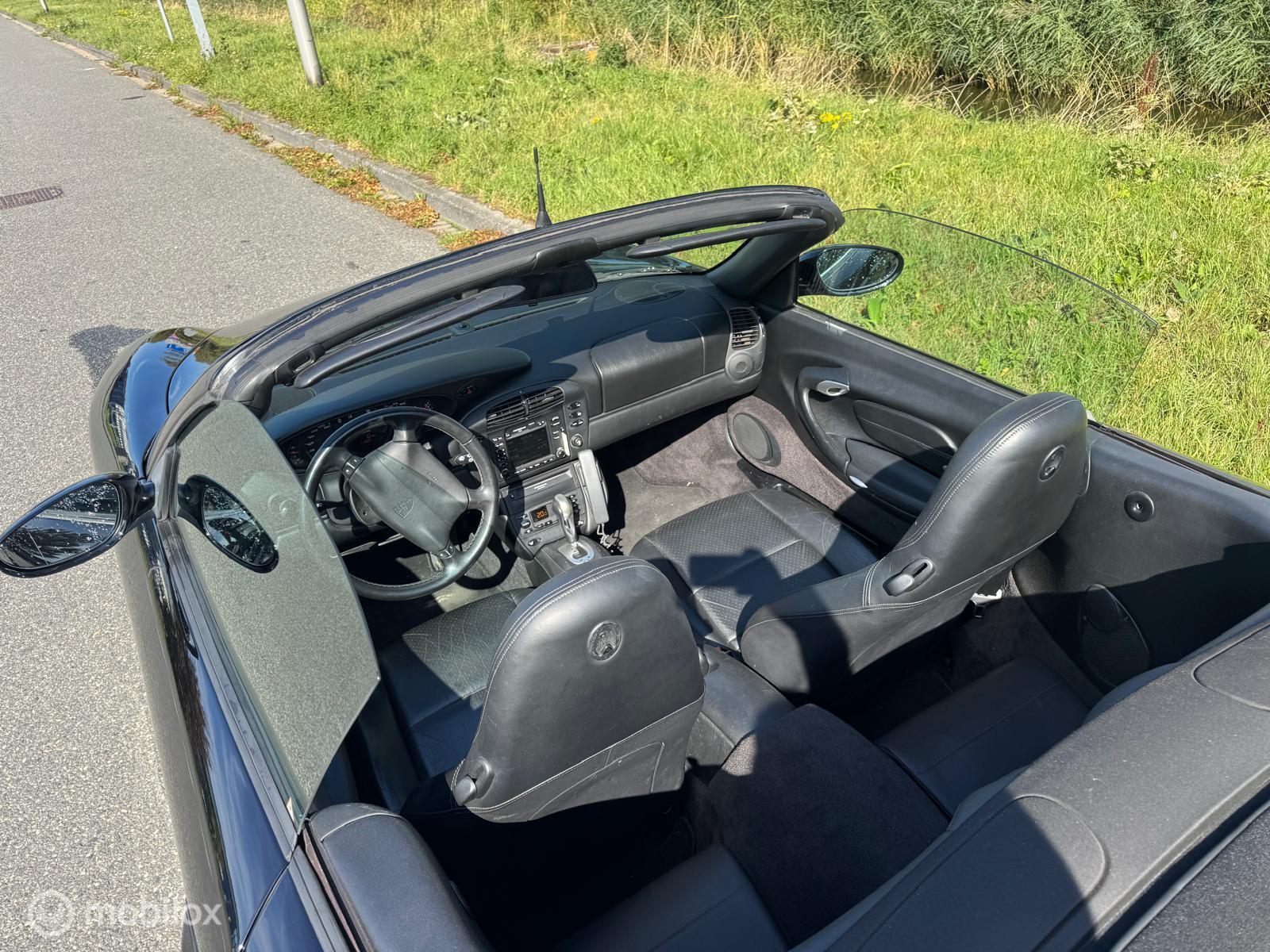 Foto van Porsche 911 Carrera 4