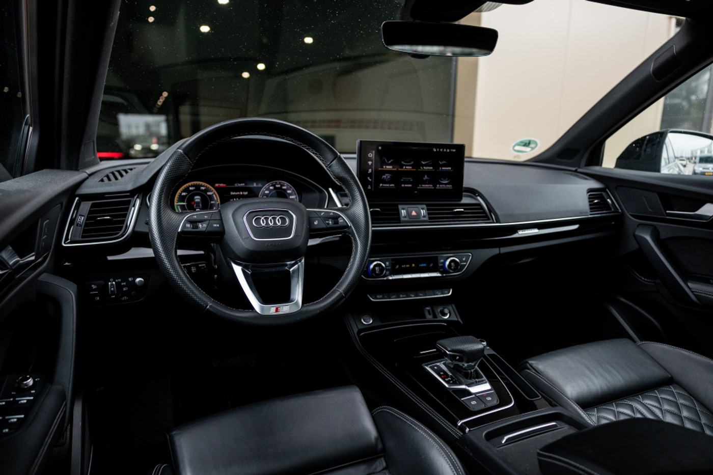 Foto van Audi Q5 55 TFSI E