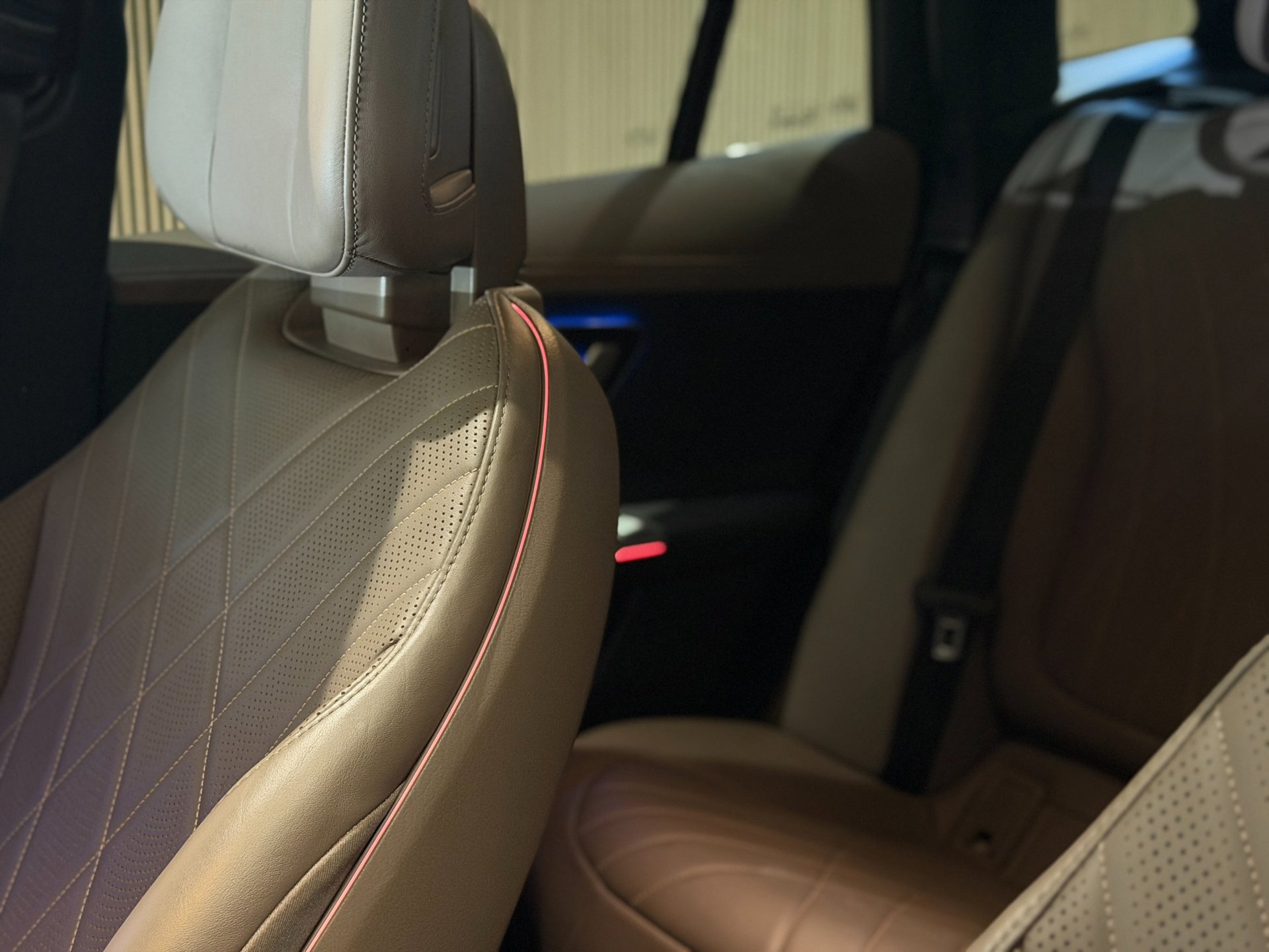 Foto van Mercedes-Benz Eqe 350 4Matic