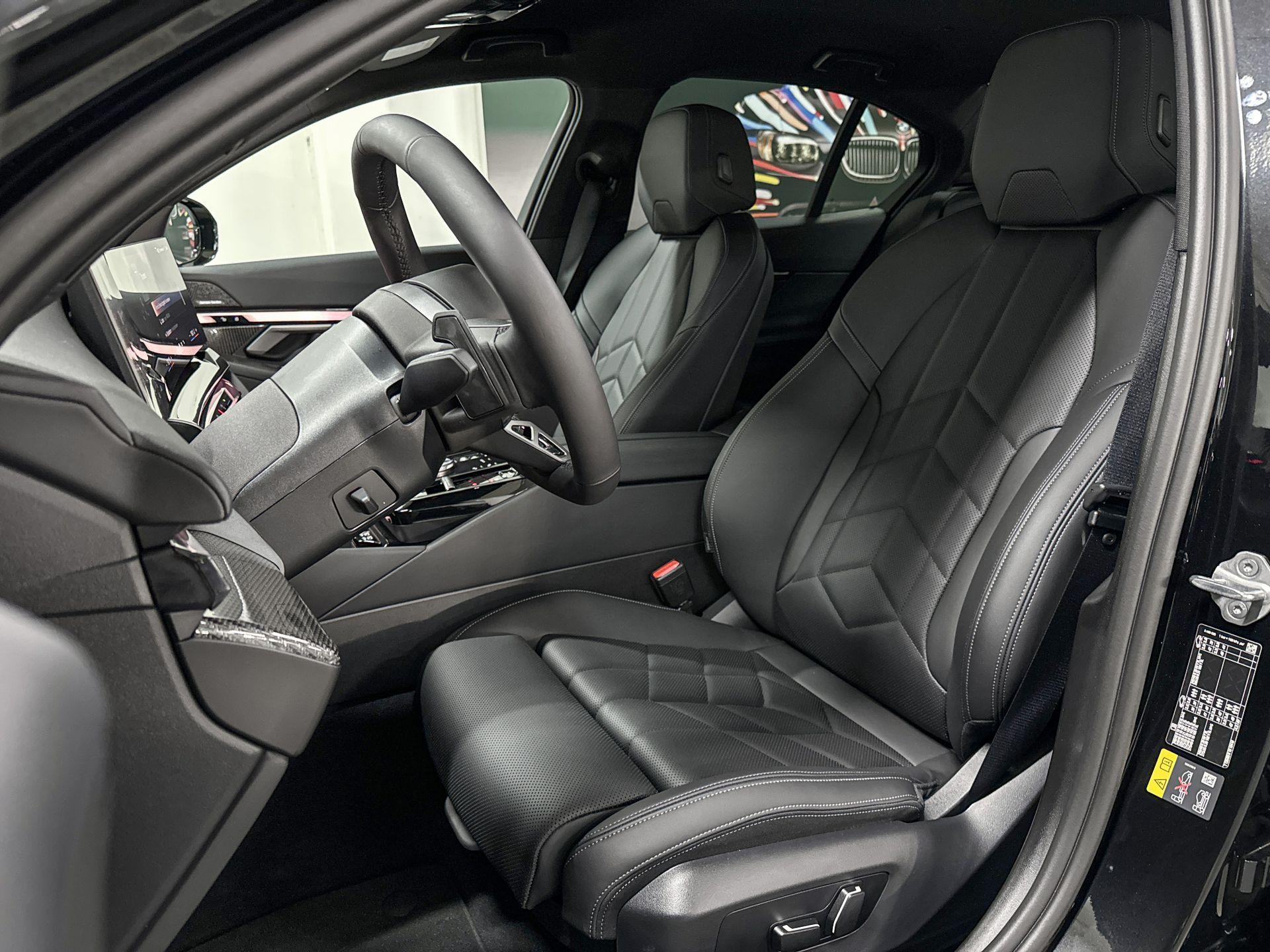 Foto van BMW I5 Edrive40