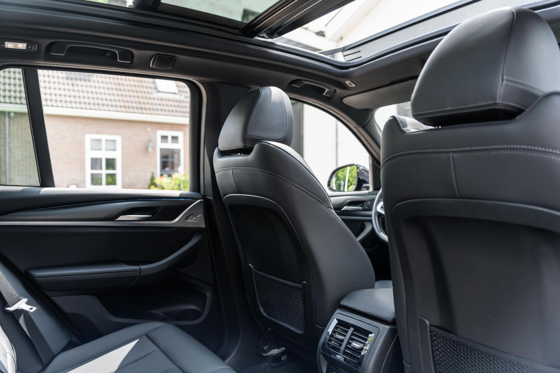 Foto van BMW X3 Xdrive30e