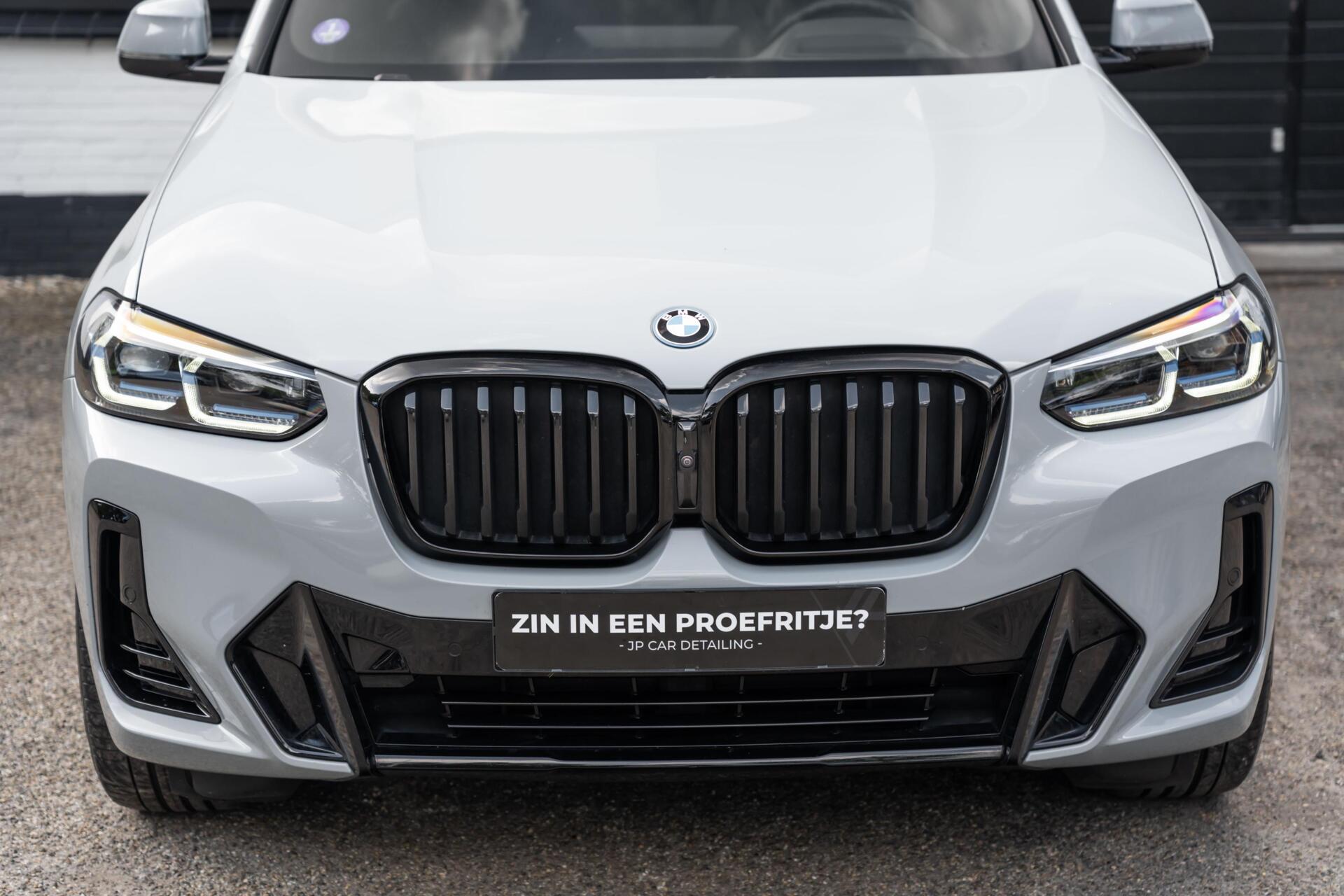 Foto van BMW X3 Xdrive30e