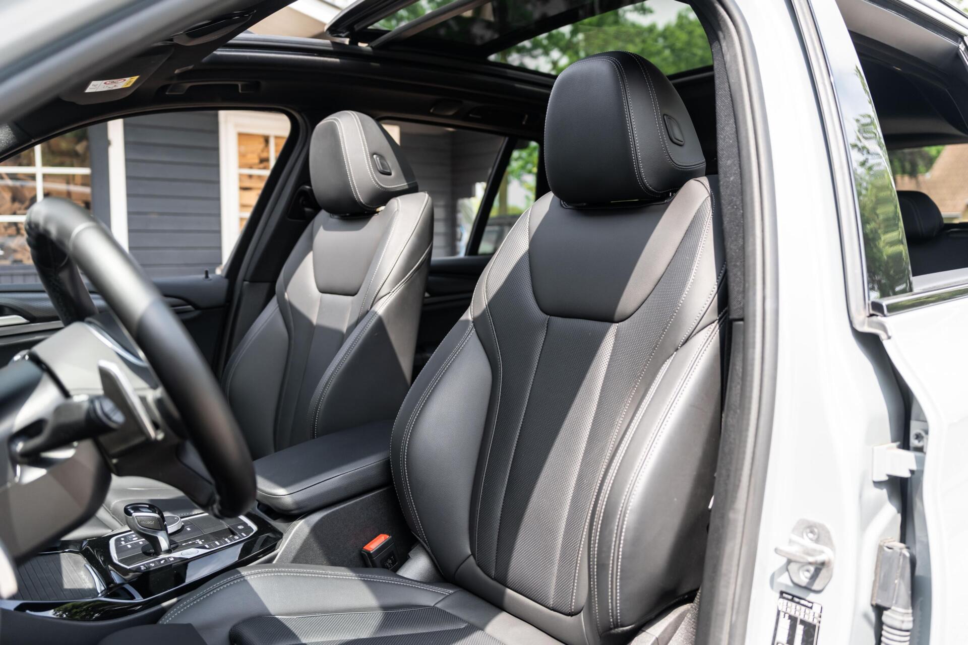 Foto van BMW X3 Xdrive30e