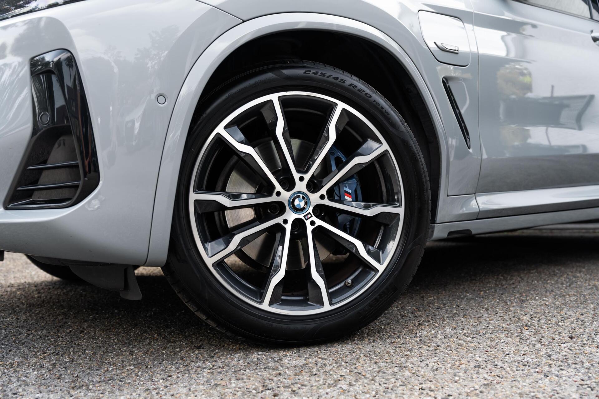 Foto van BMW X3 Xdrive30e