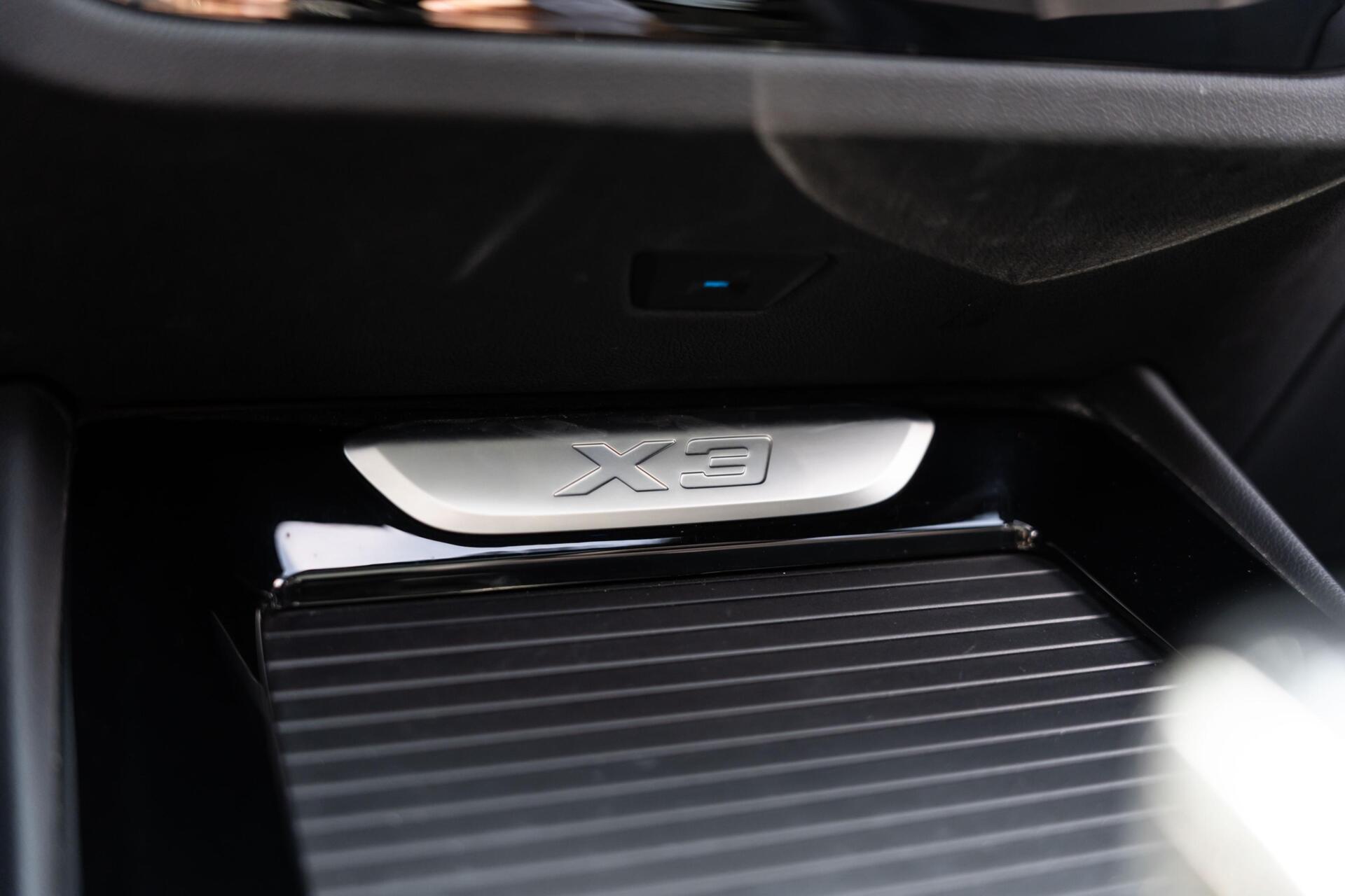 Foto van BMW X3 Xdrive30e