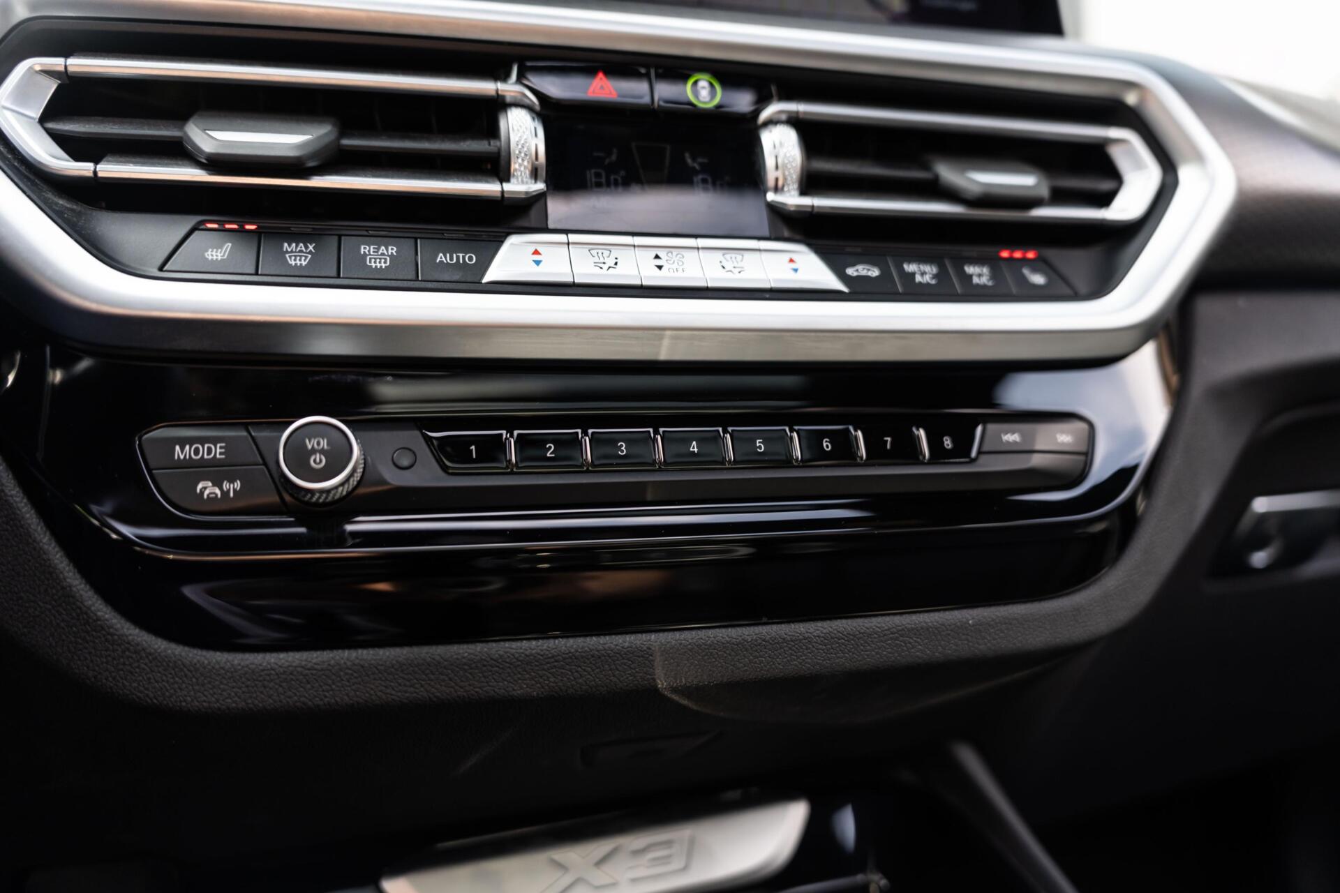 Foto van BMW X3 Xdrive30e