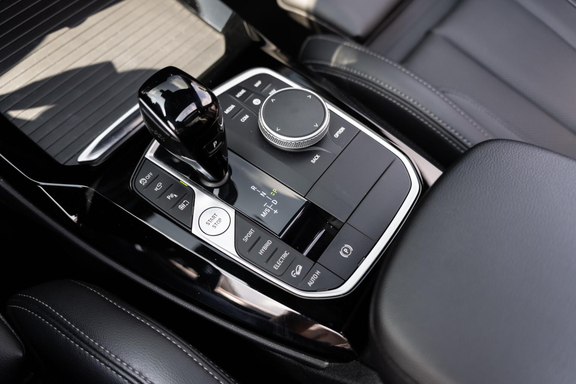 Foto van BMW X3 Xdrive30e