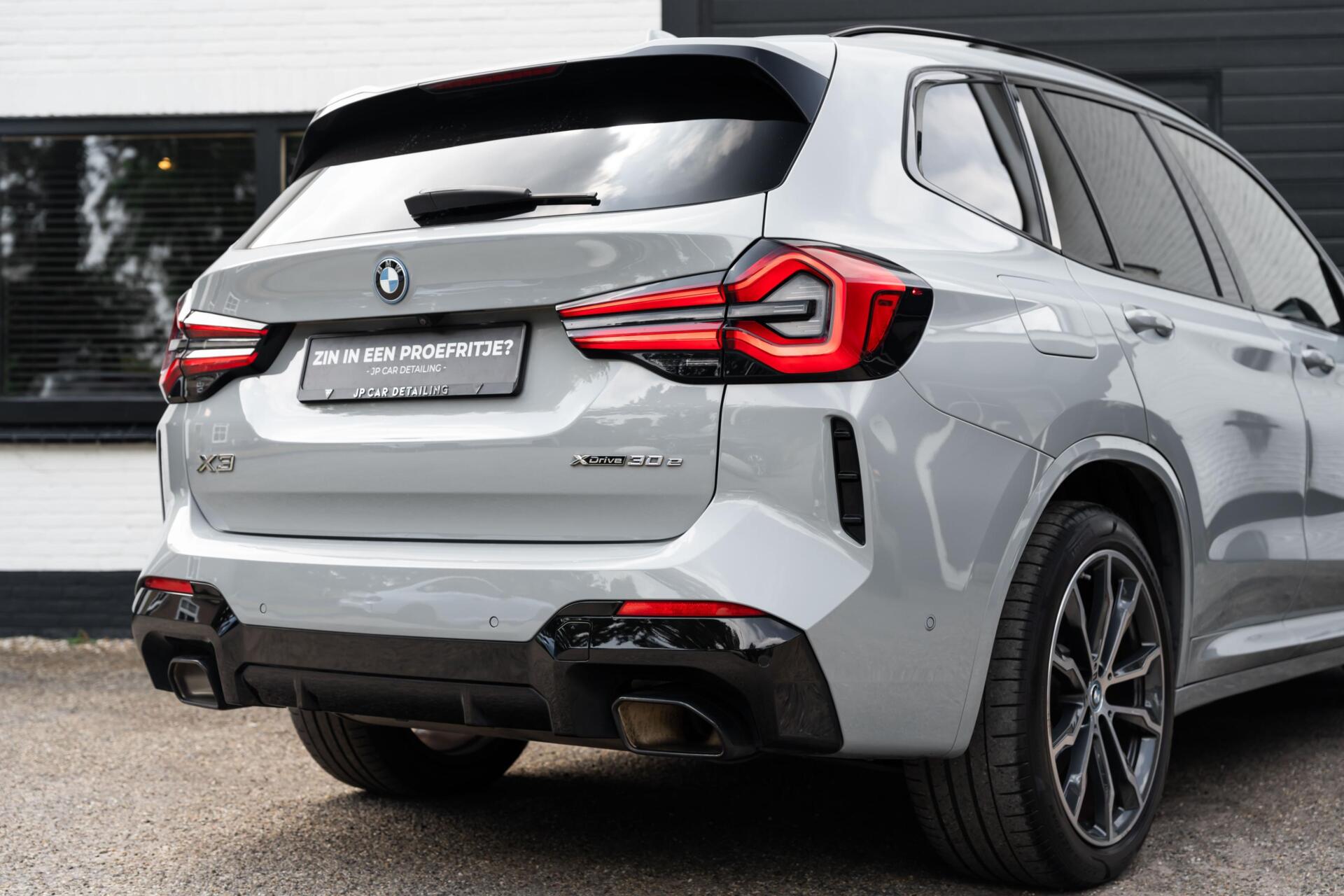 Foto van BMW X3 Xdrive30e