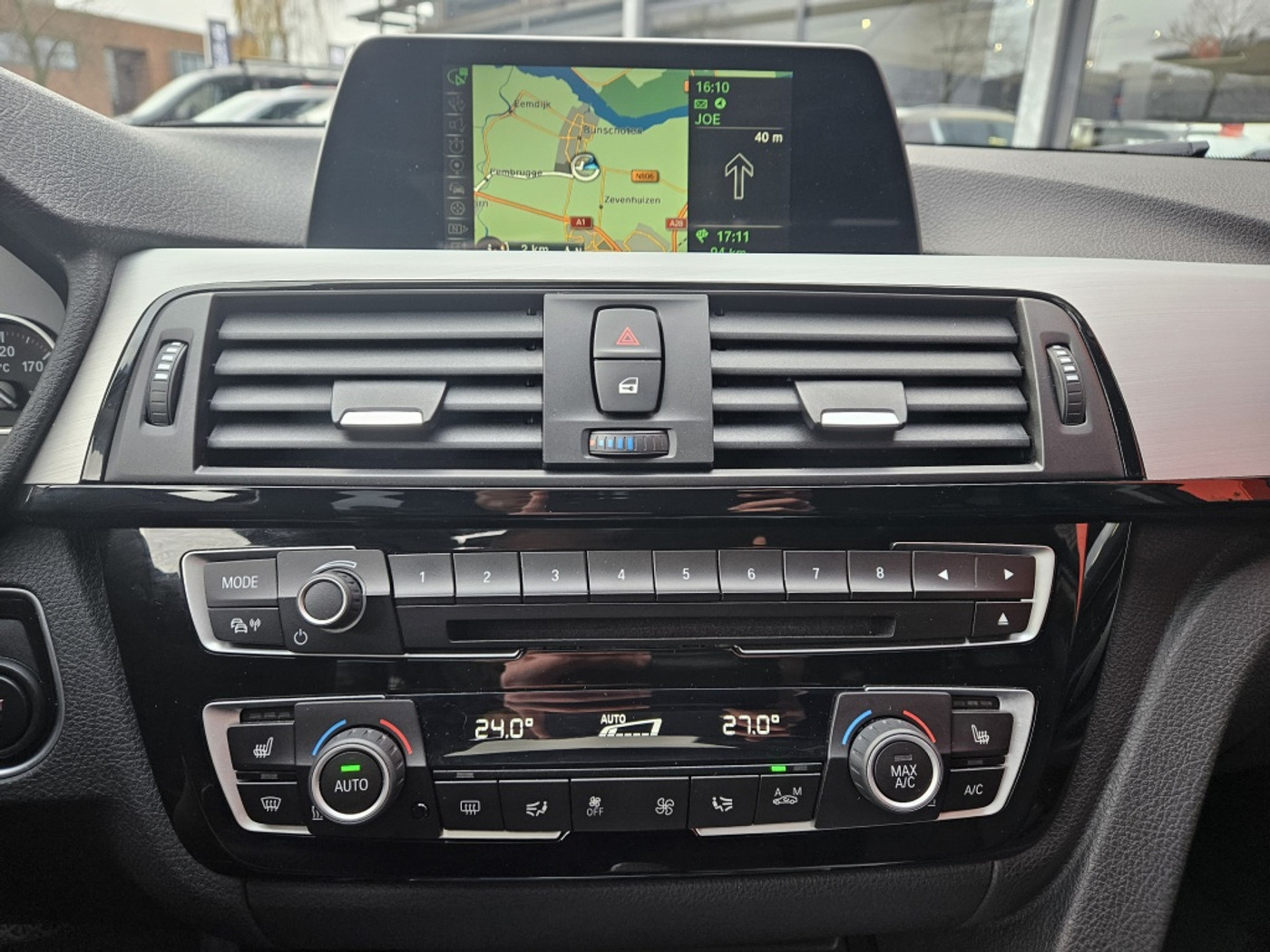 Foto van BMW 330e Iperformance