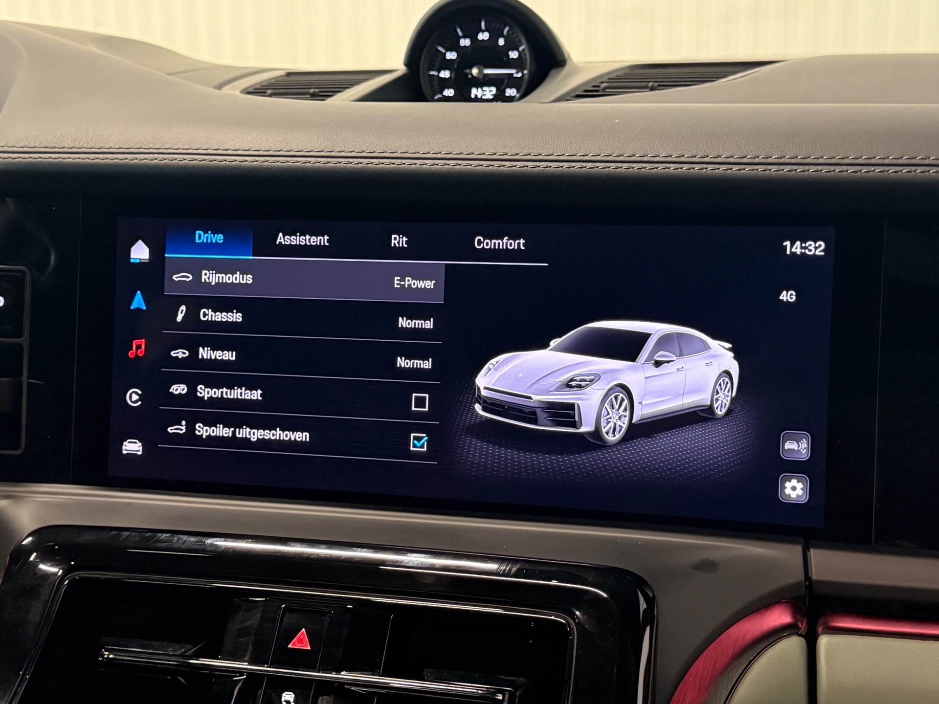 Foto van Porsche Panamera 4 E-hybrid