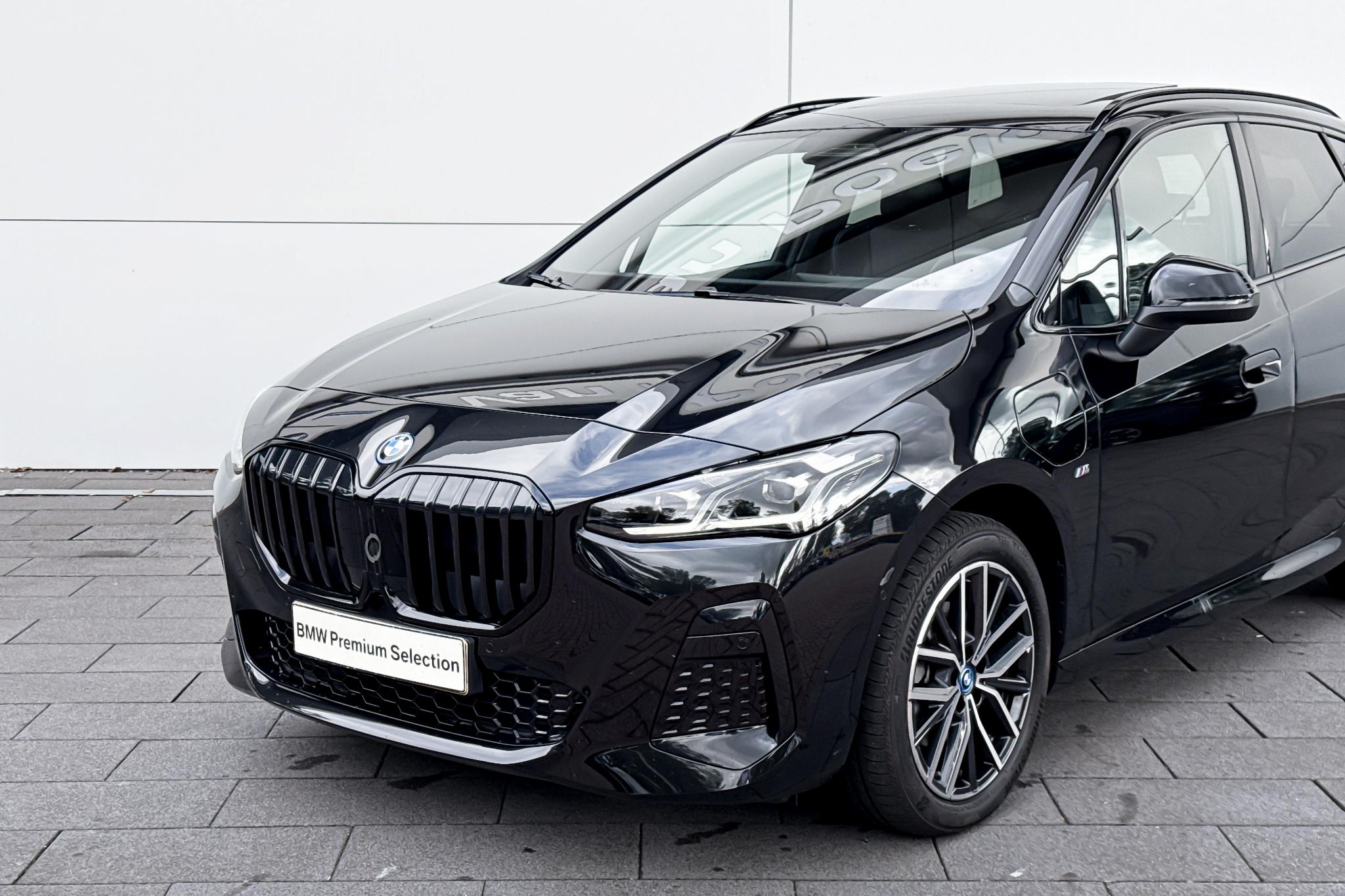 Foto van BMW 225e xDrive Active Tourer