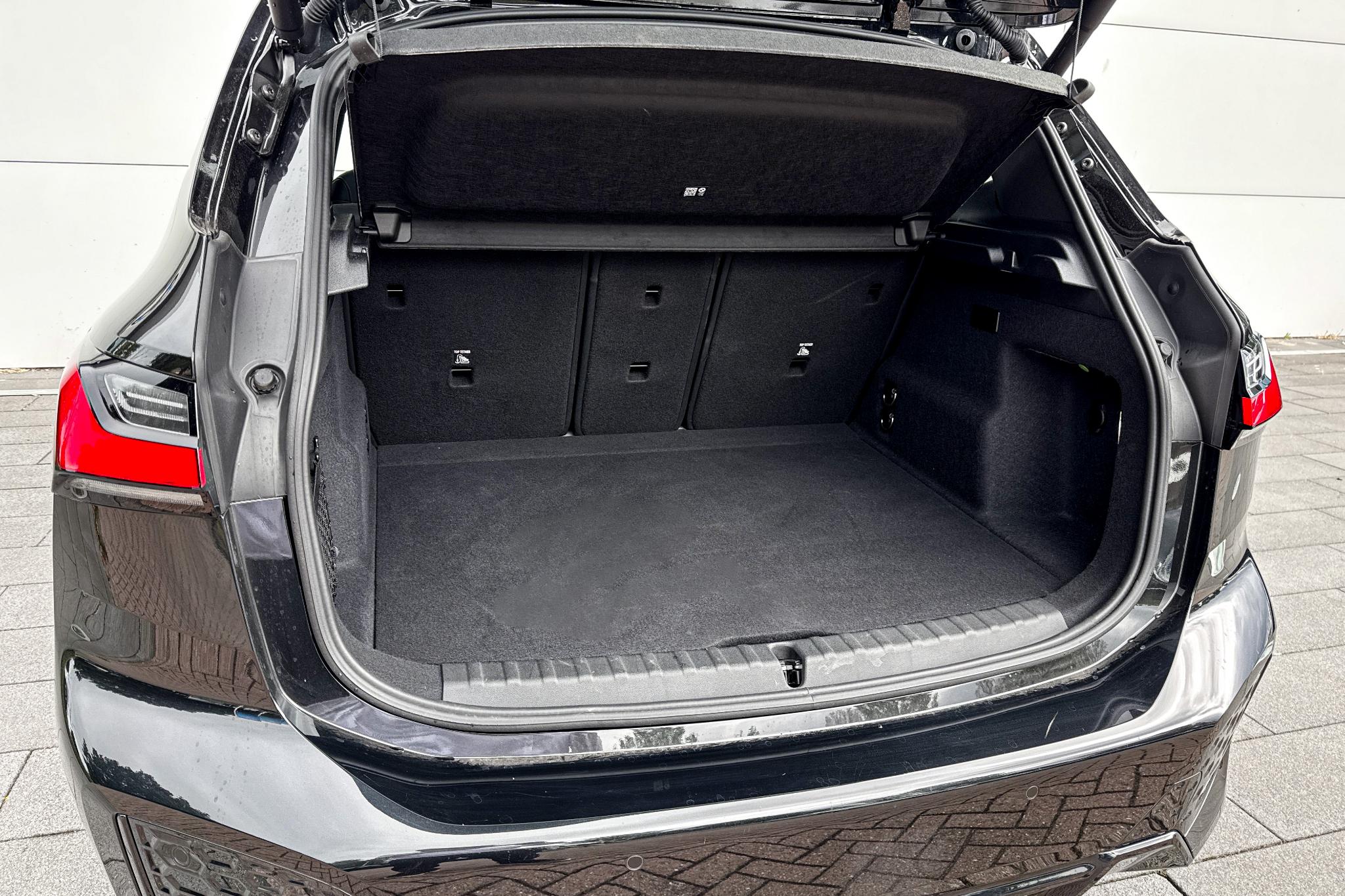 Foto van BMW 225e xDrive Active Tourer