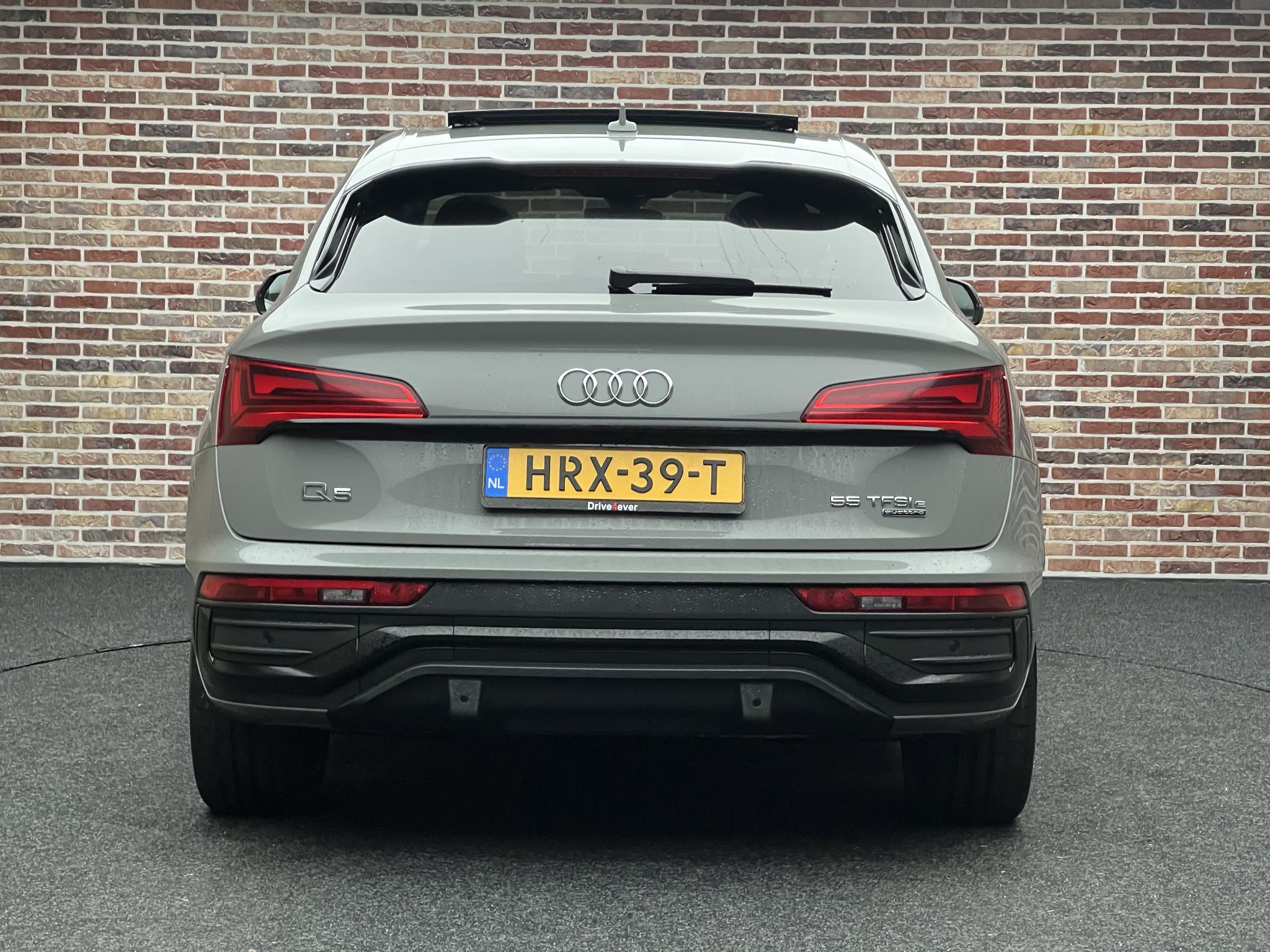 Foto van Audi Q5 Sportback 55 TFSI E