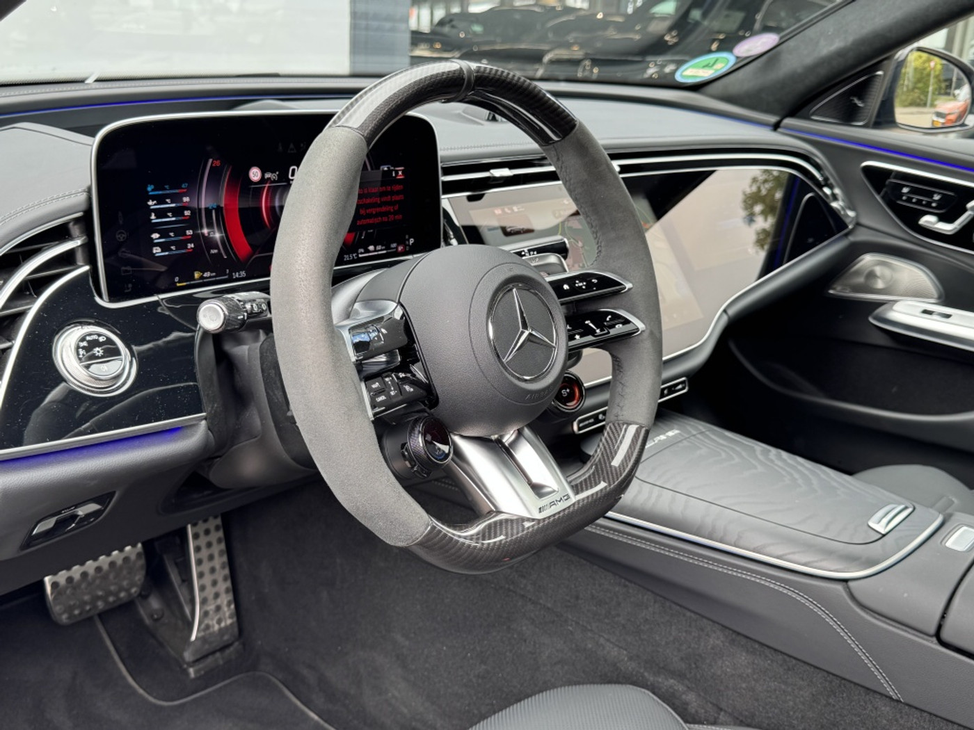 Foto van Mercedes-Benz AMG E 53 Hybrid