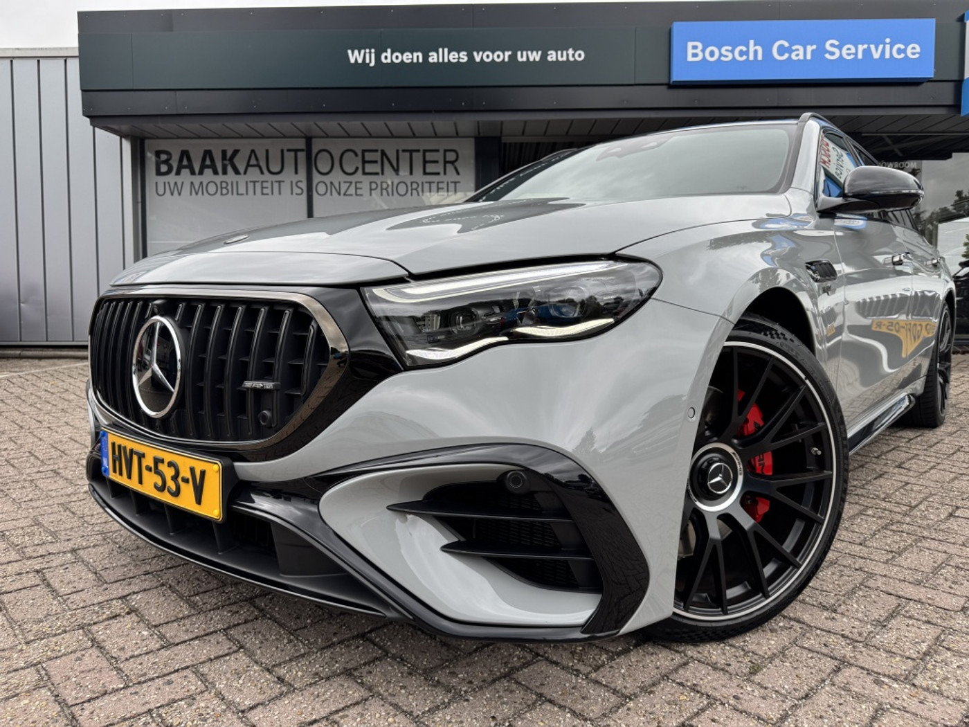 Foto van Mercedes-Benz AMG E 53 Hybrid