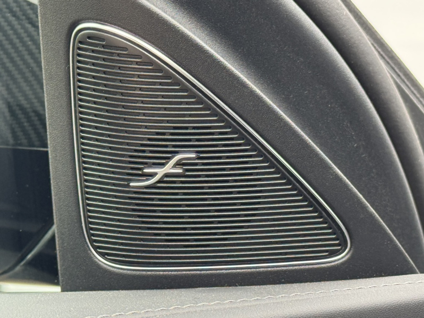 Foto van Mercedes-Benz AMG E 53 Hybrid