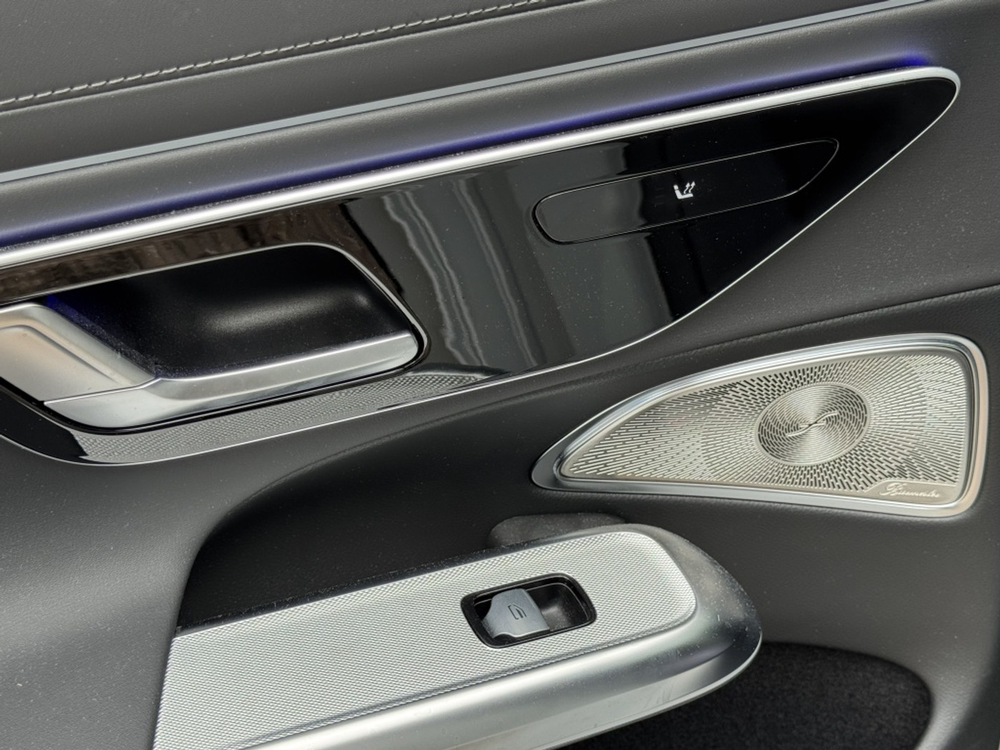 Foto van Mercedes-Benz AMG E 53 Hybrid